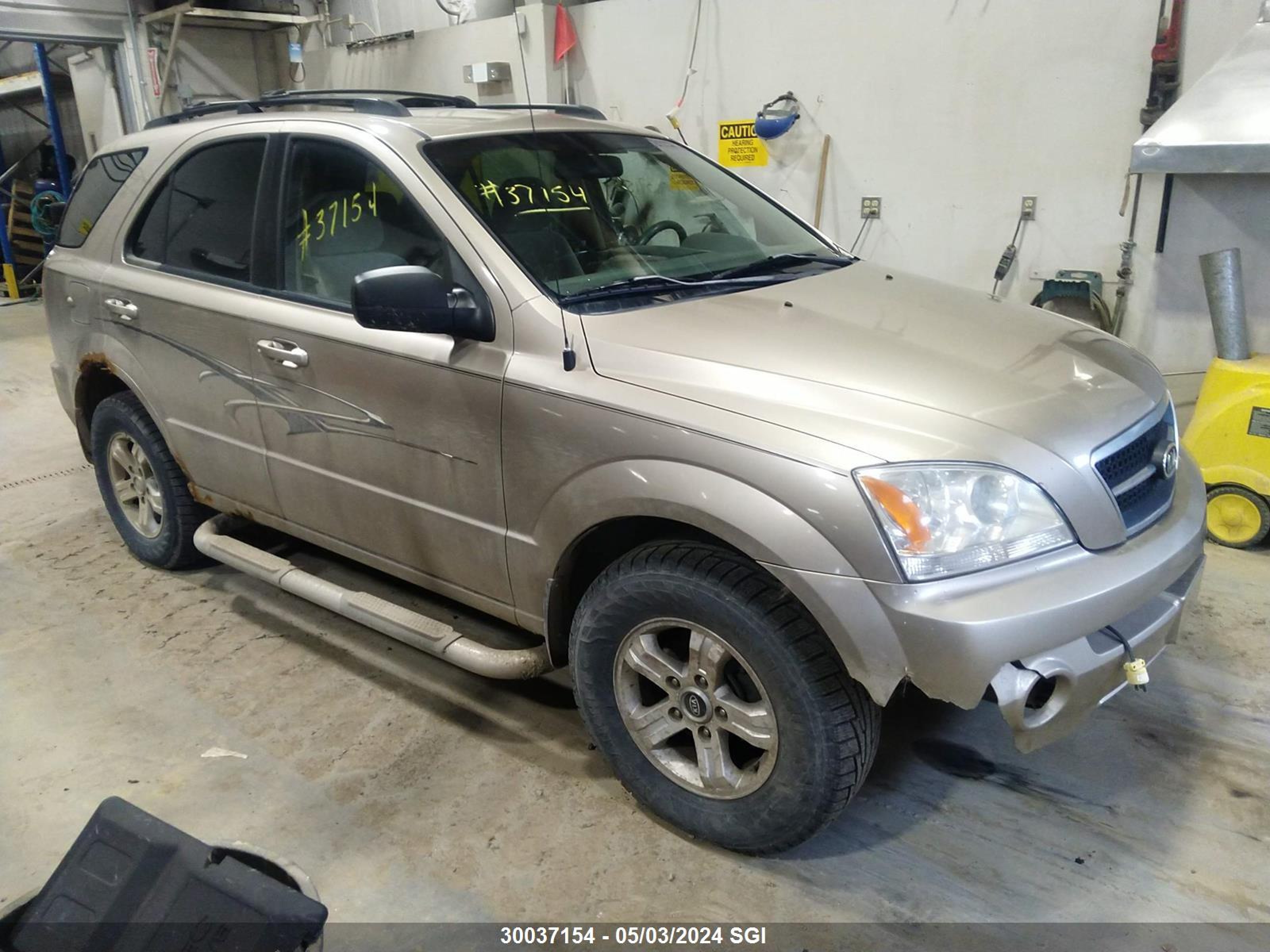 KIA SORENTO 2004 1hgcm56756a124501