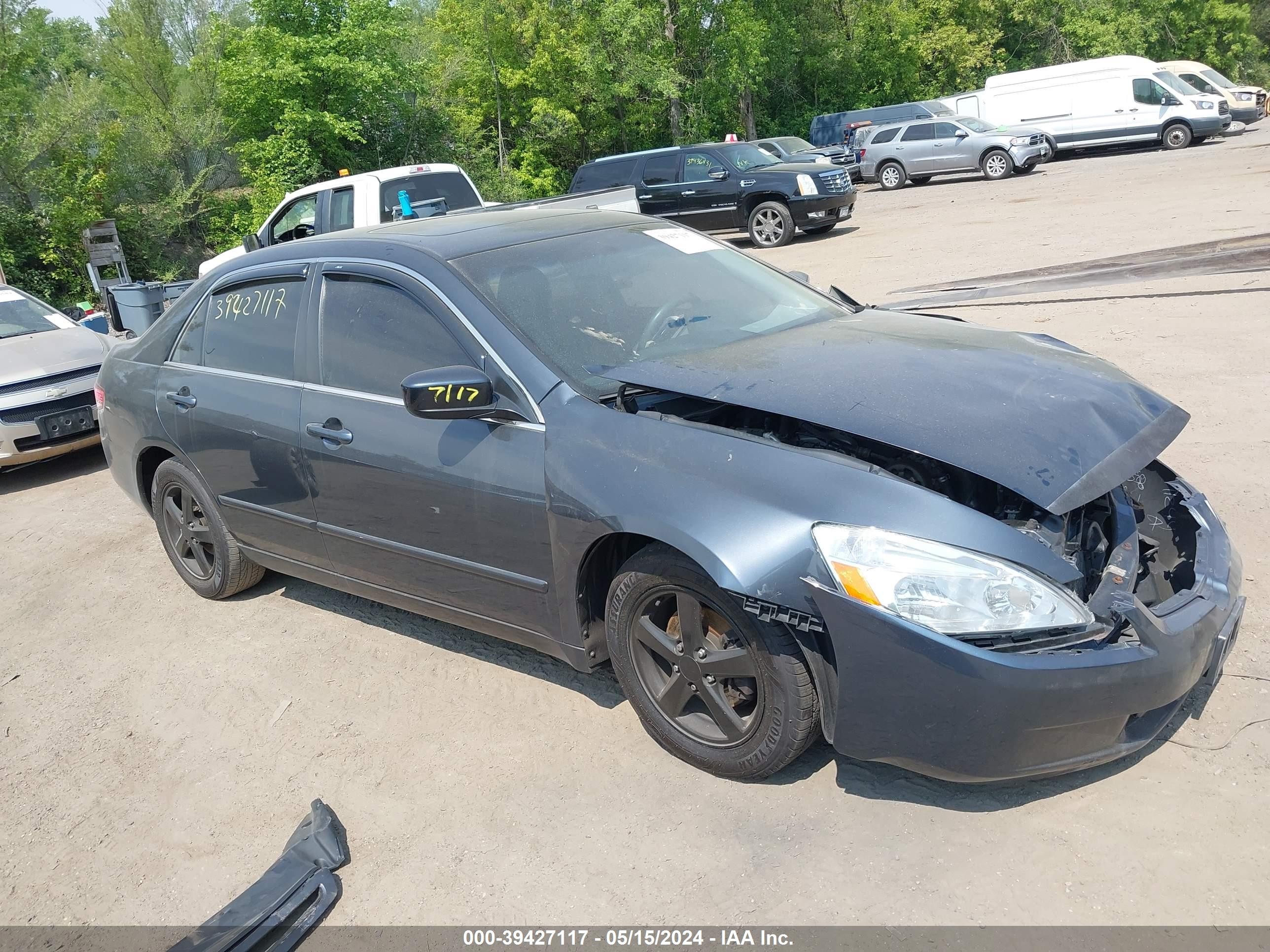 HONDA ACCORD 2004 1hgcm56804a015627