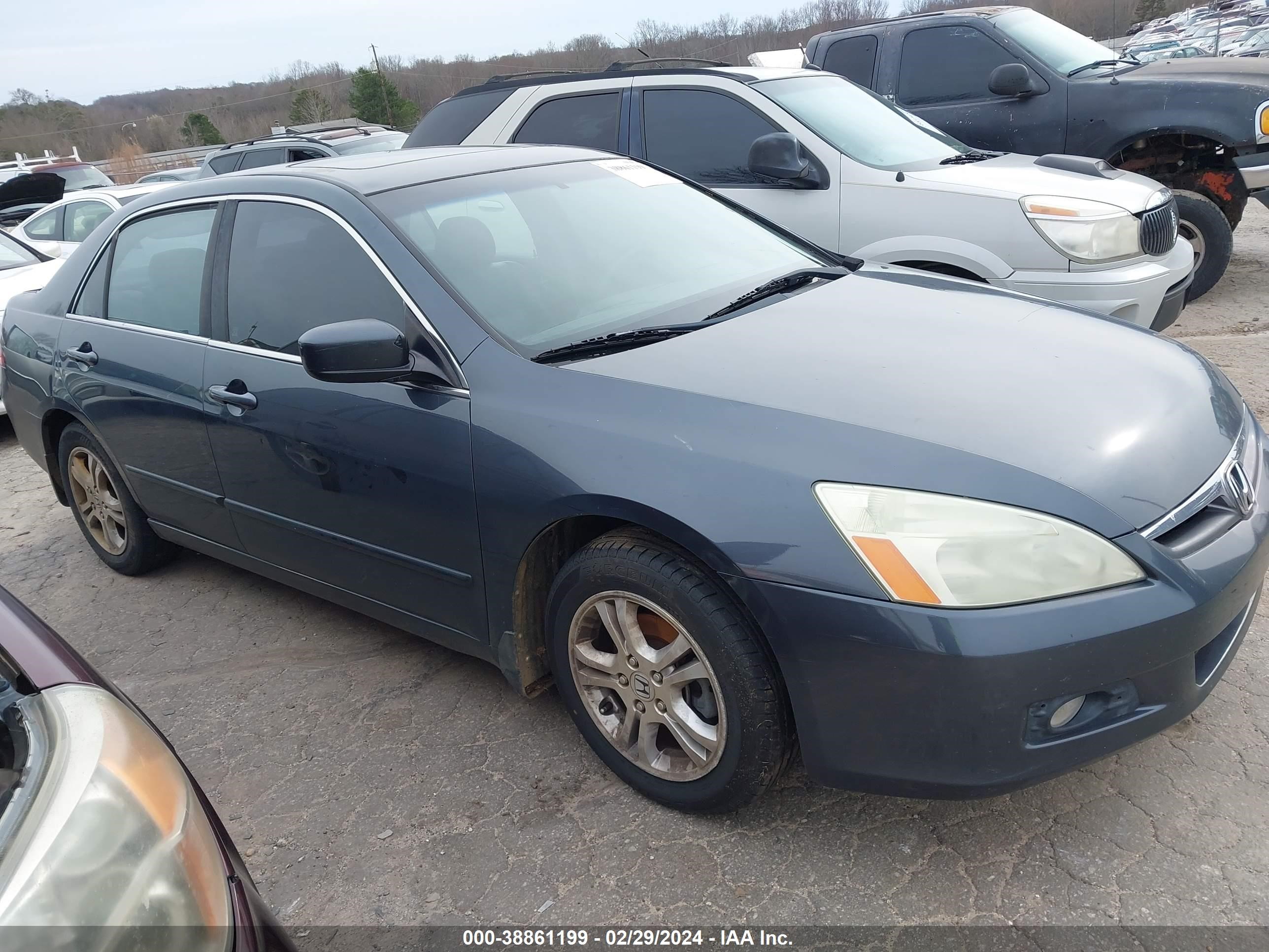 HONDA ACCORD 2006 1hgcm56806a138086