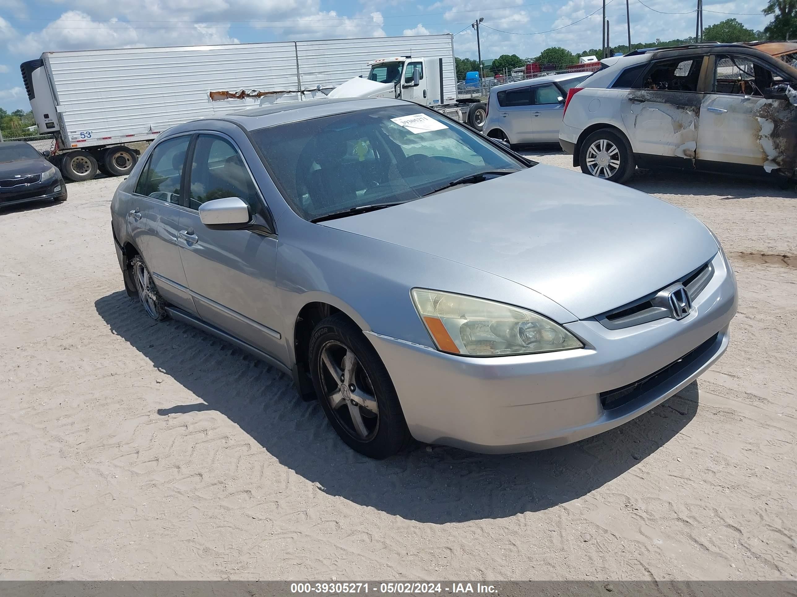 HONDA ACCORD 2005 1hgcm56815a084182