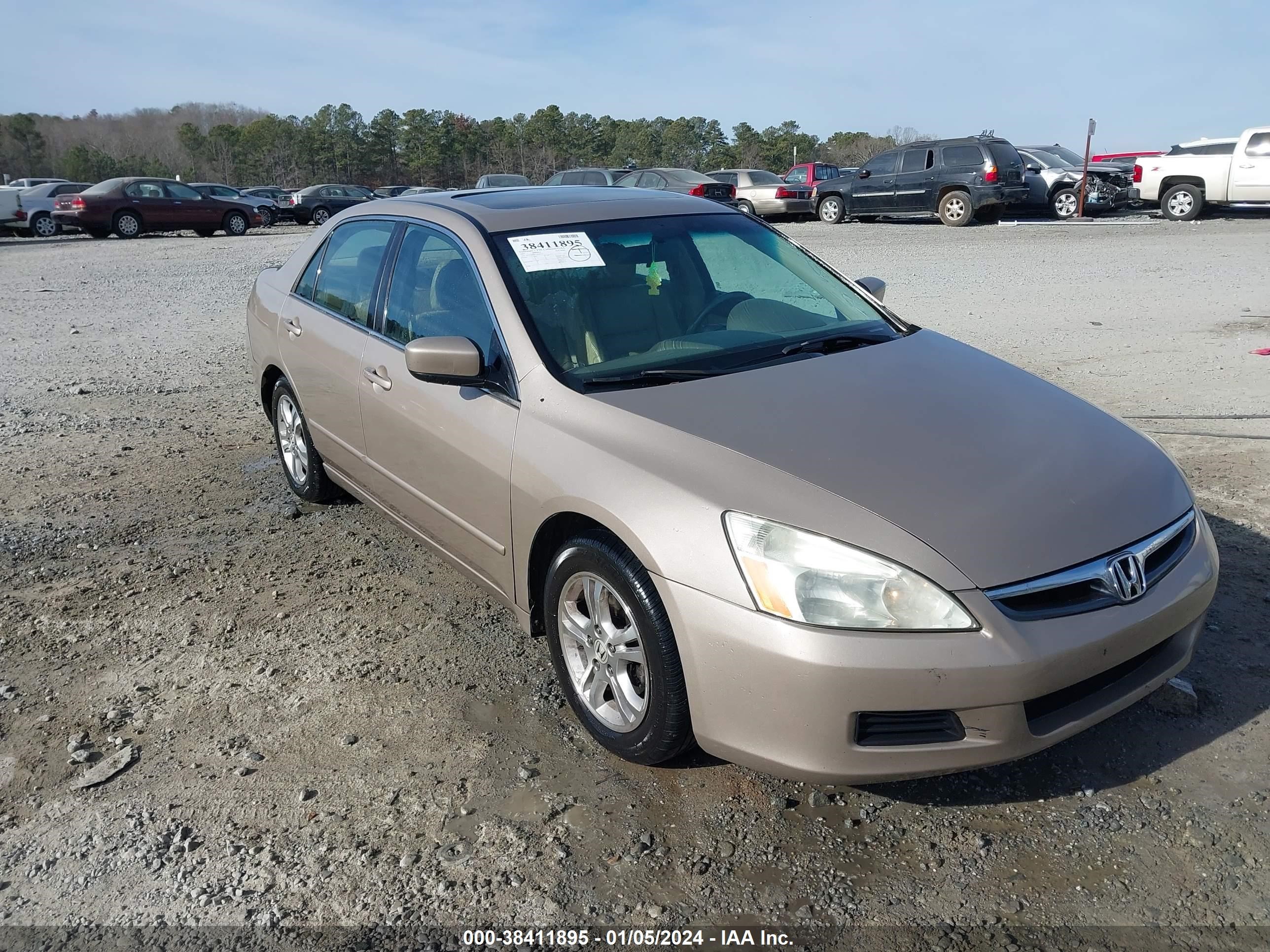 HONDA ACCORD 2007 1hgcm56817a028522