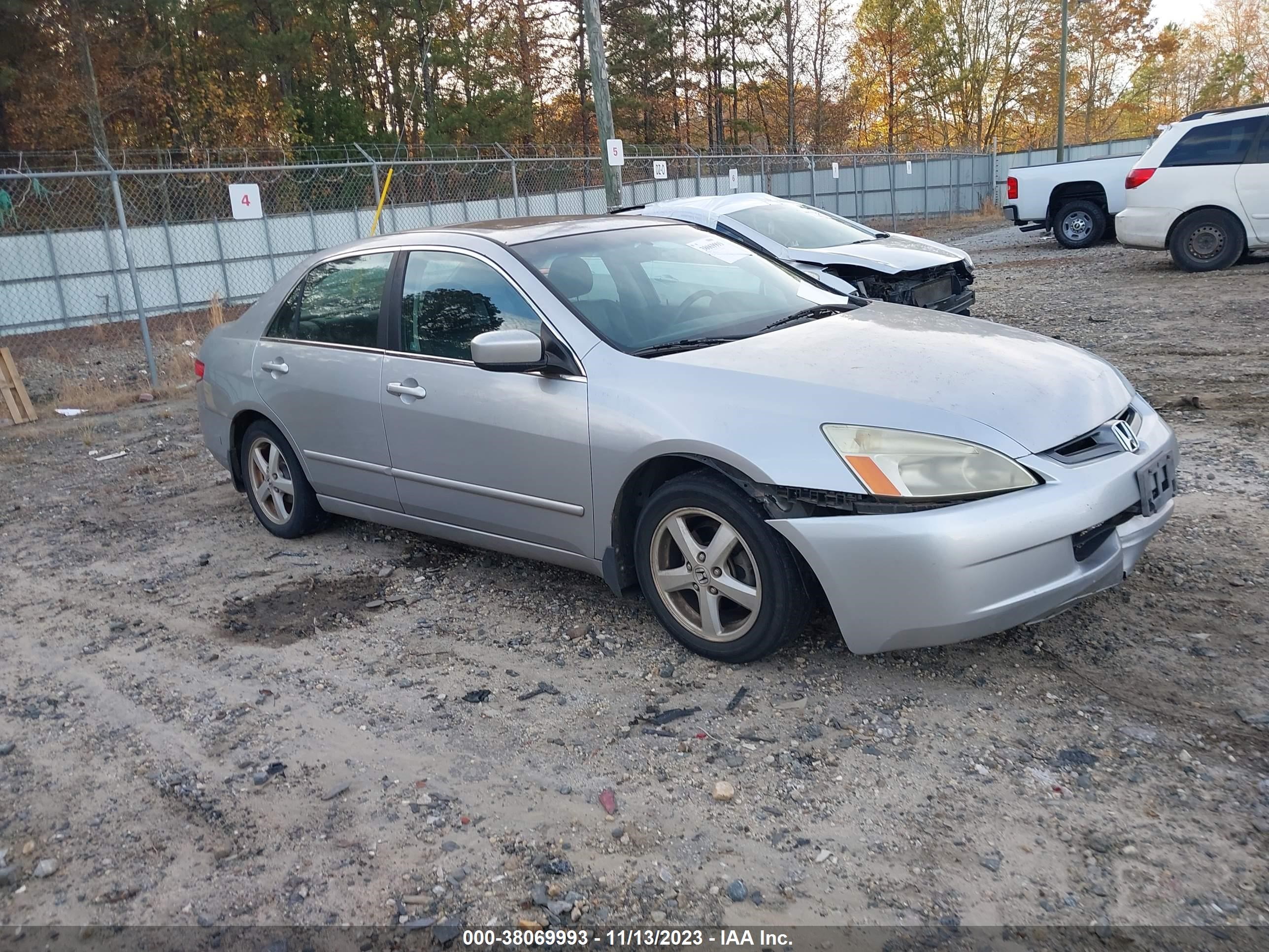 HONDA ACCORD 2004 1hgcm56824a169465