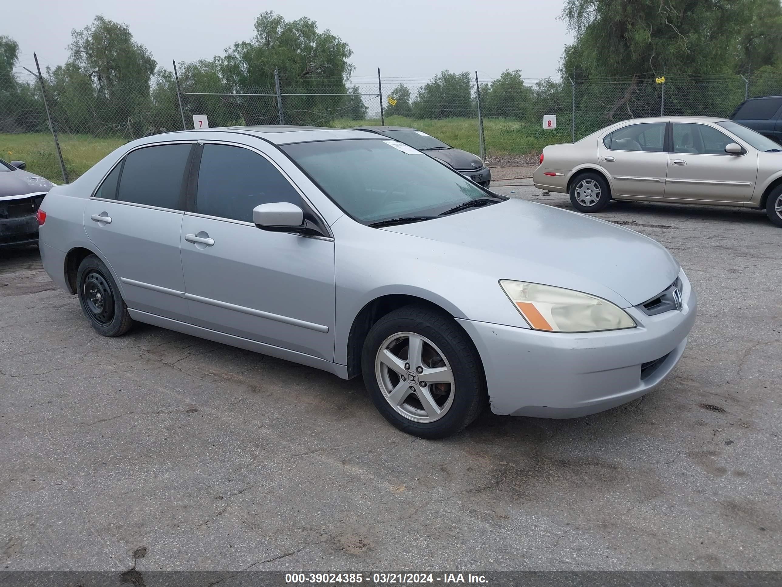 HONDA ACCORD 2005 1hgcm56835a075810