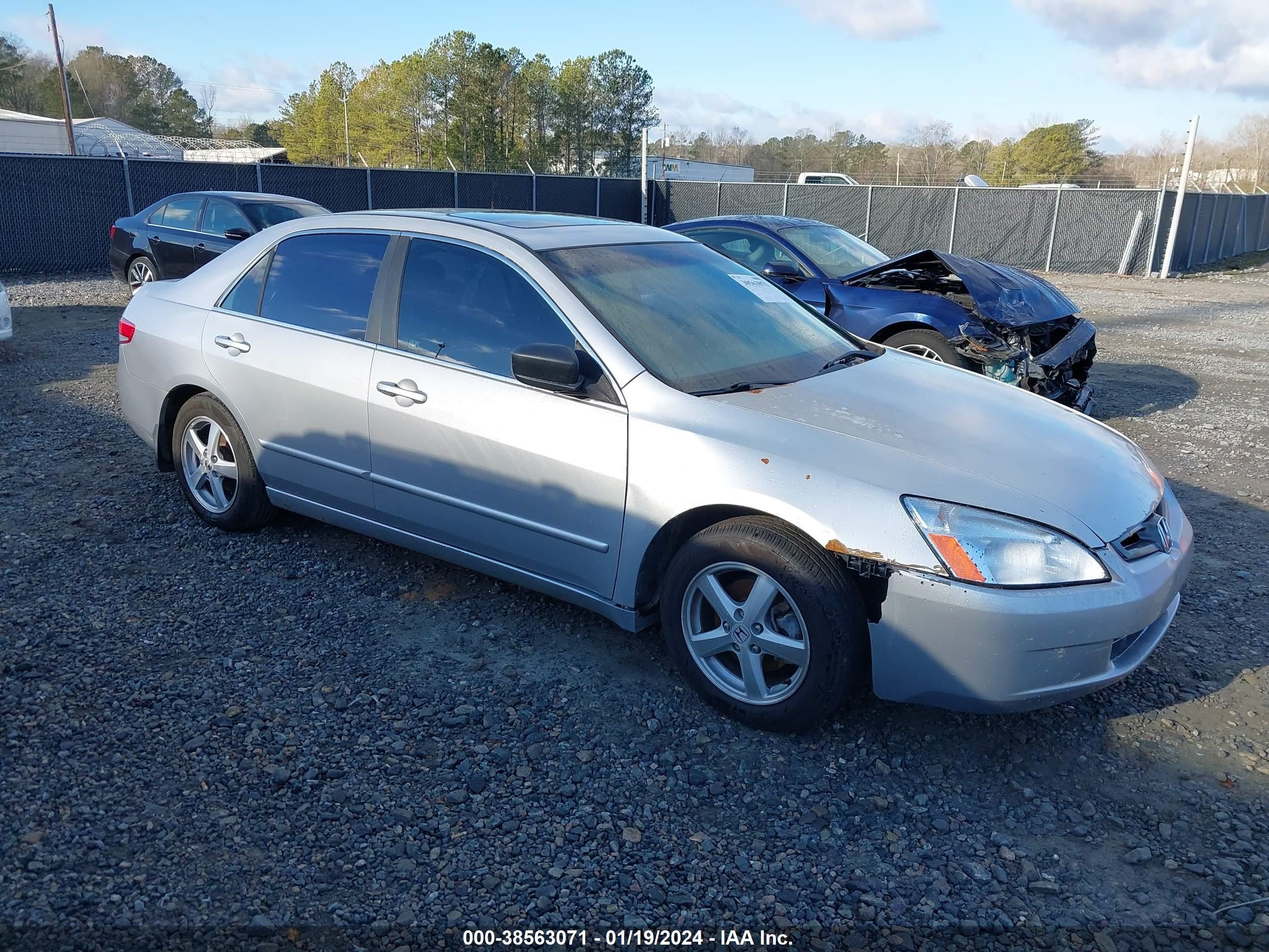 HONDA ACCORD 2004 1hgcm56854a136007