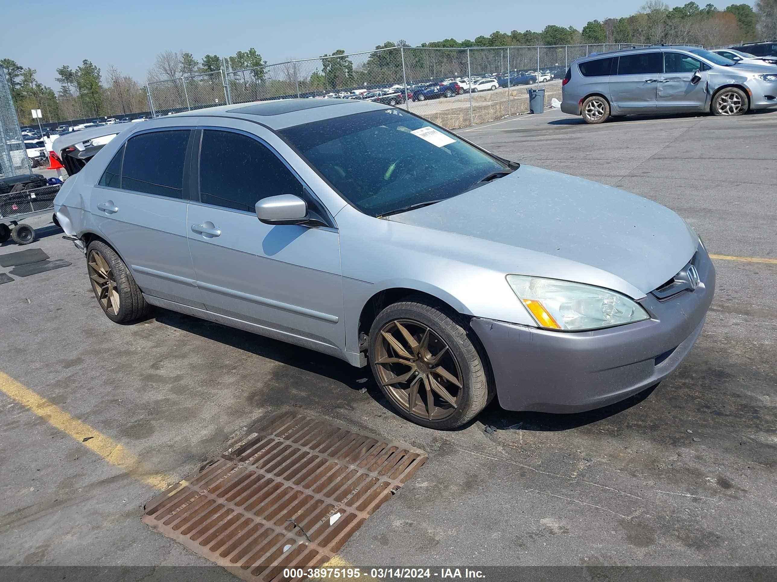 HONDA ACCORD 2005 1hgcm56855a106927