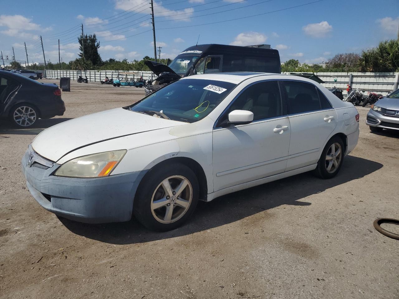 HONDA ACCORD 2004 1hgcm56884a070133