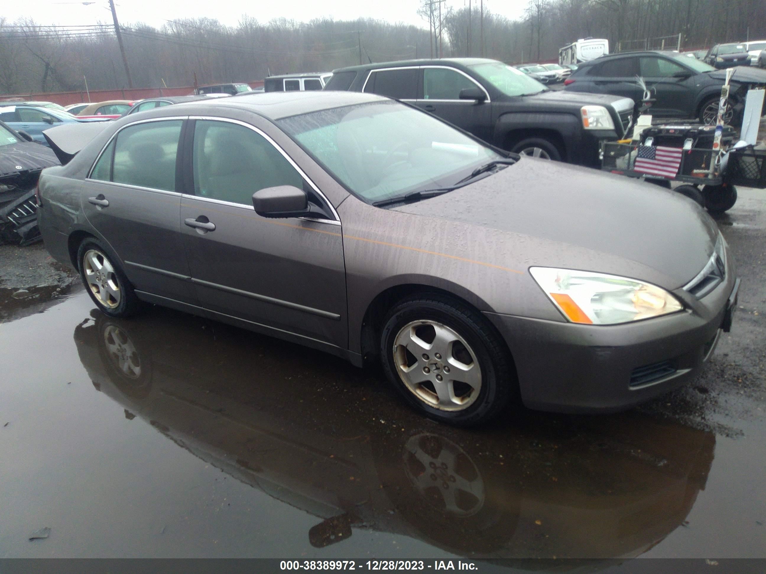 HONDA ACCORD 2007 1hgcm56887a042076