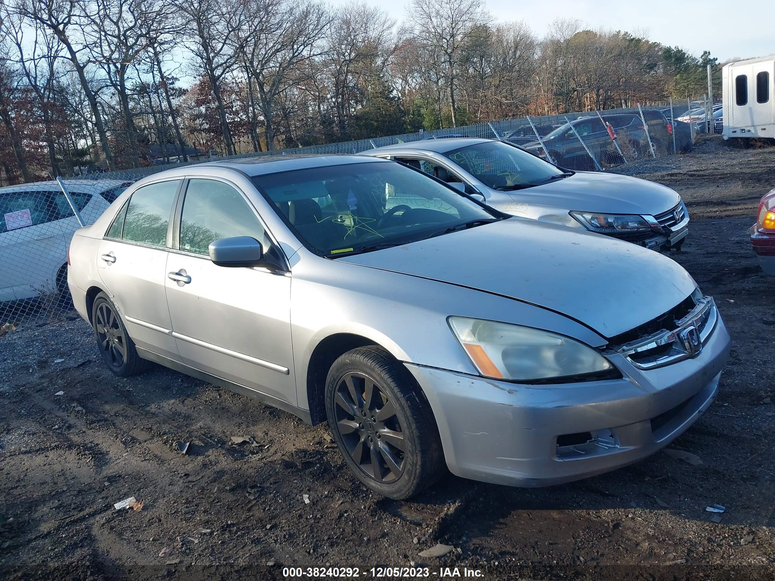 HONDA ACCORD 2006 1hgcm66316a065885