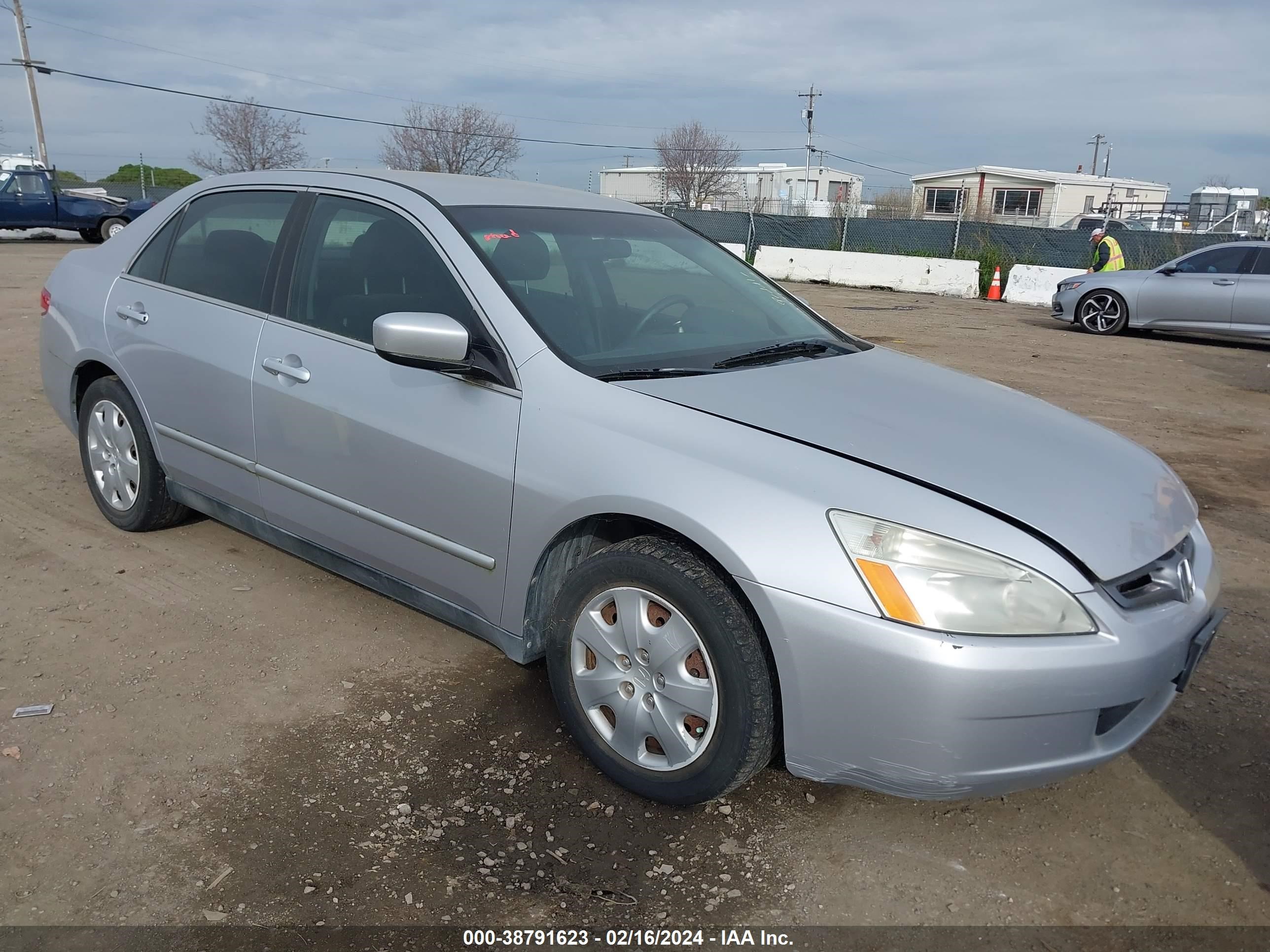 HONDA ACCORD 2003 1hgcm66333a056164