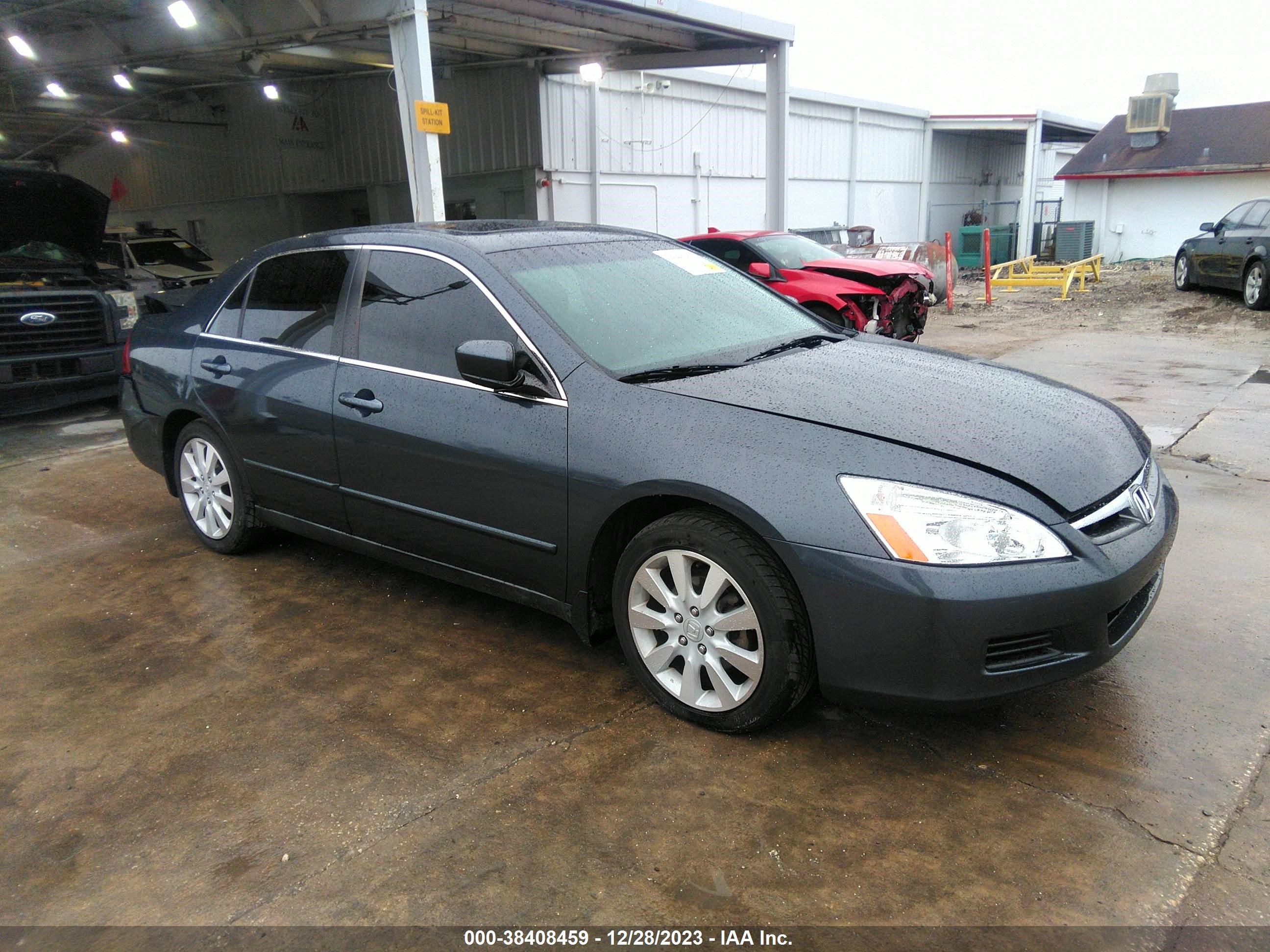 HONDA ACCORD 2006 1hgcm66356a018021