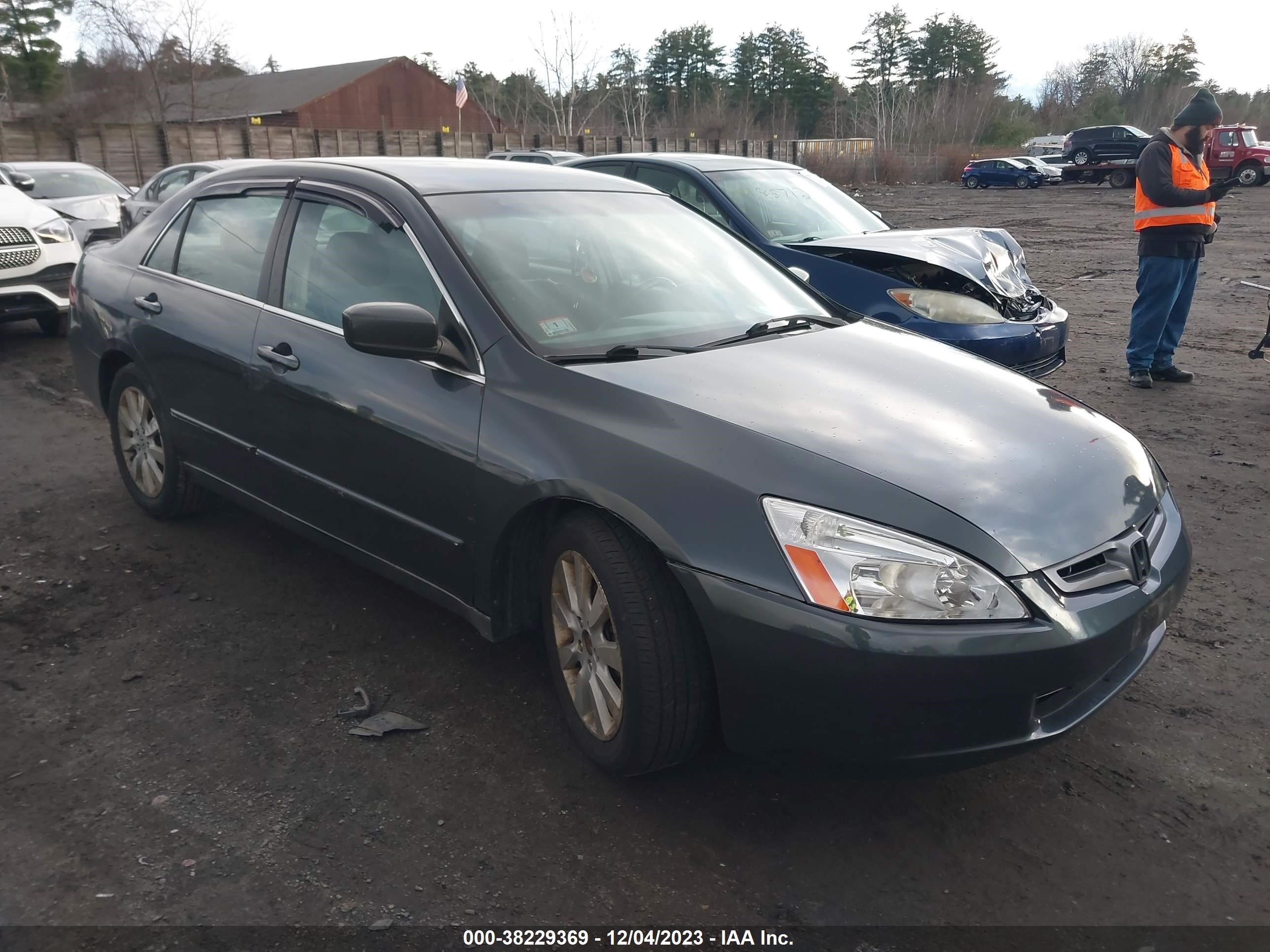 HONDA ACCORD 2007 1hgcm66497a000941