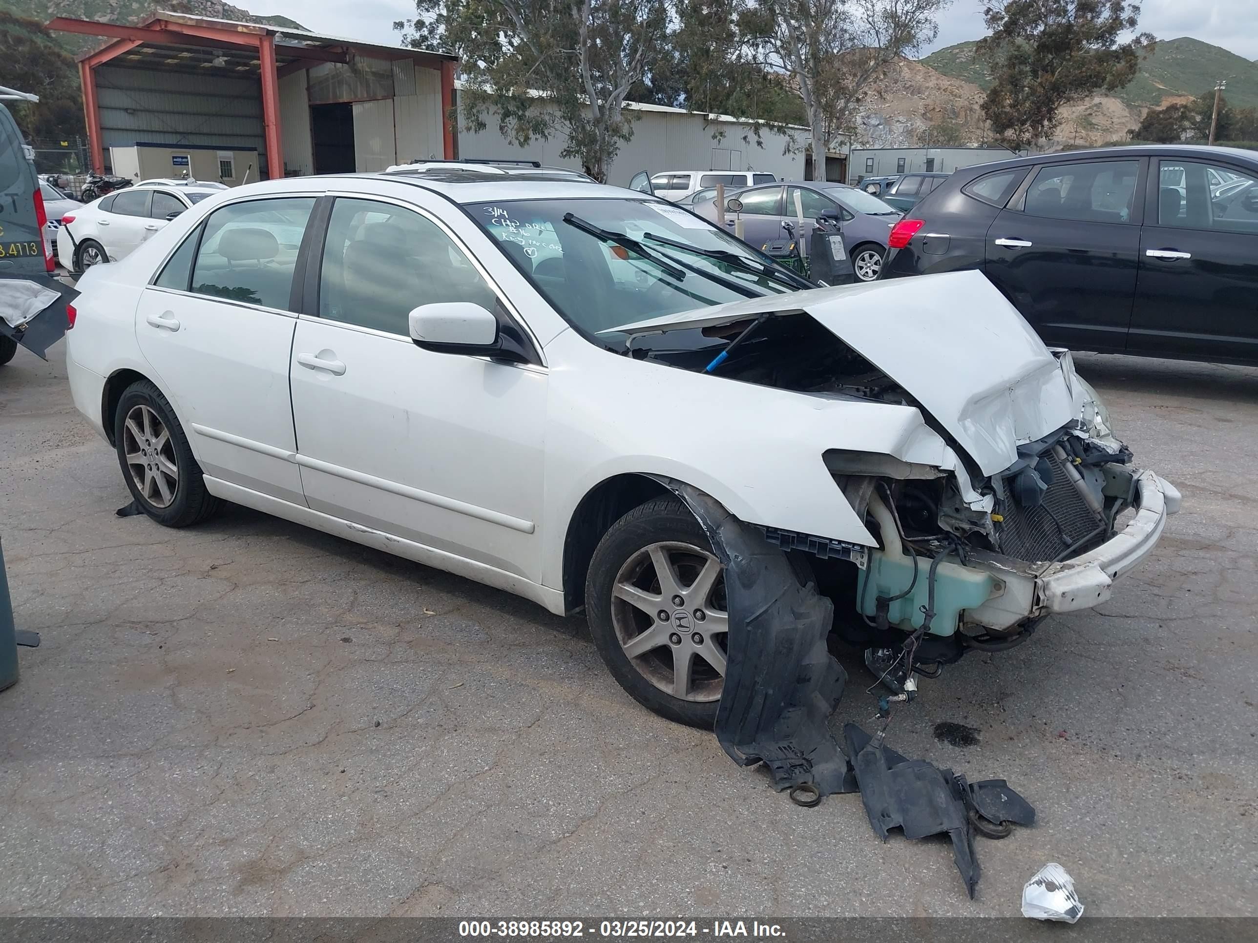 HONDA ACCORD 2004 1hgcm66524a018590