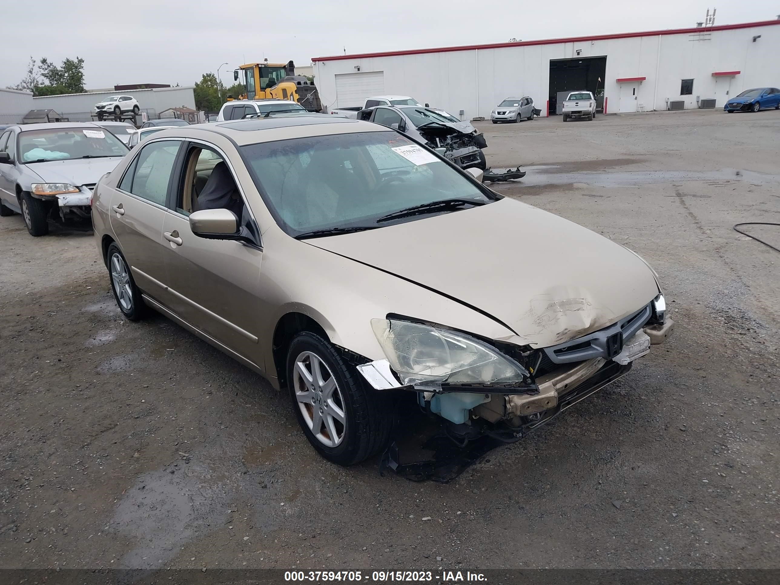 HONDA ACCORD 2004 1hgcm66524a035597