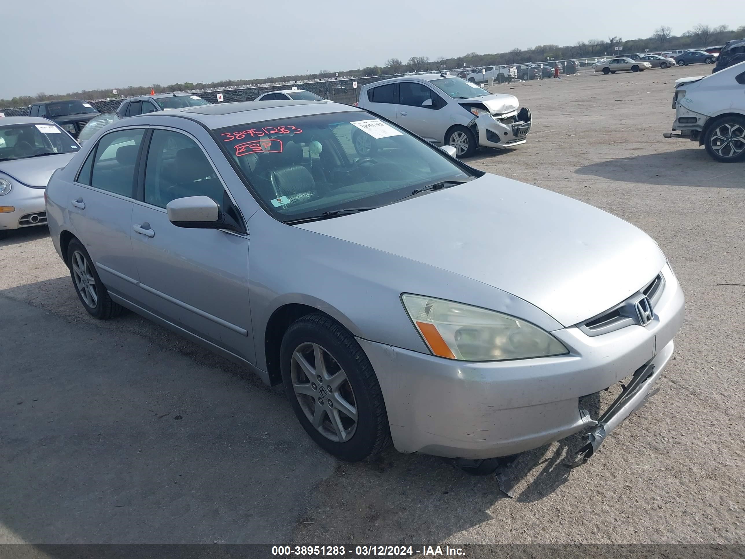 HONDA ACCORD 2004 1hgcm66524a100352