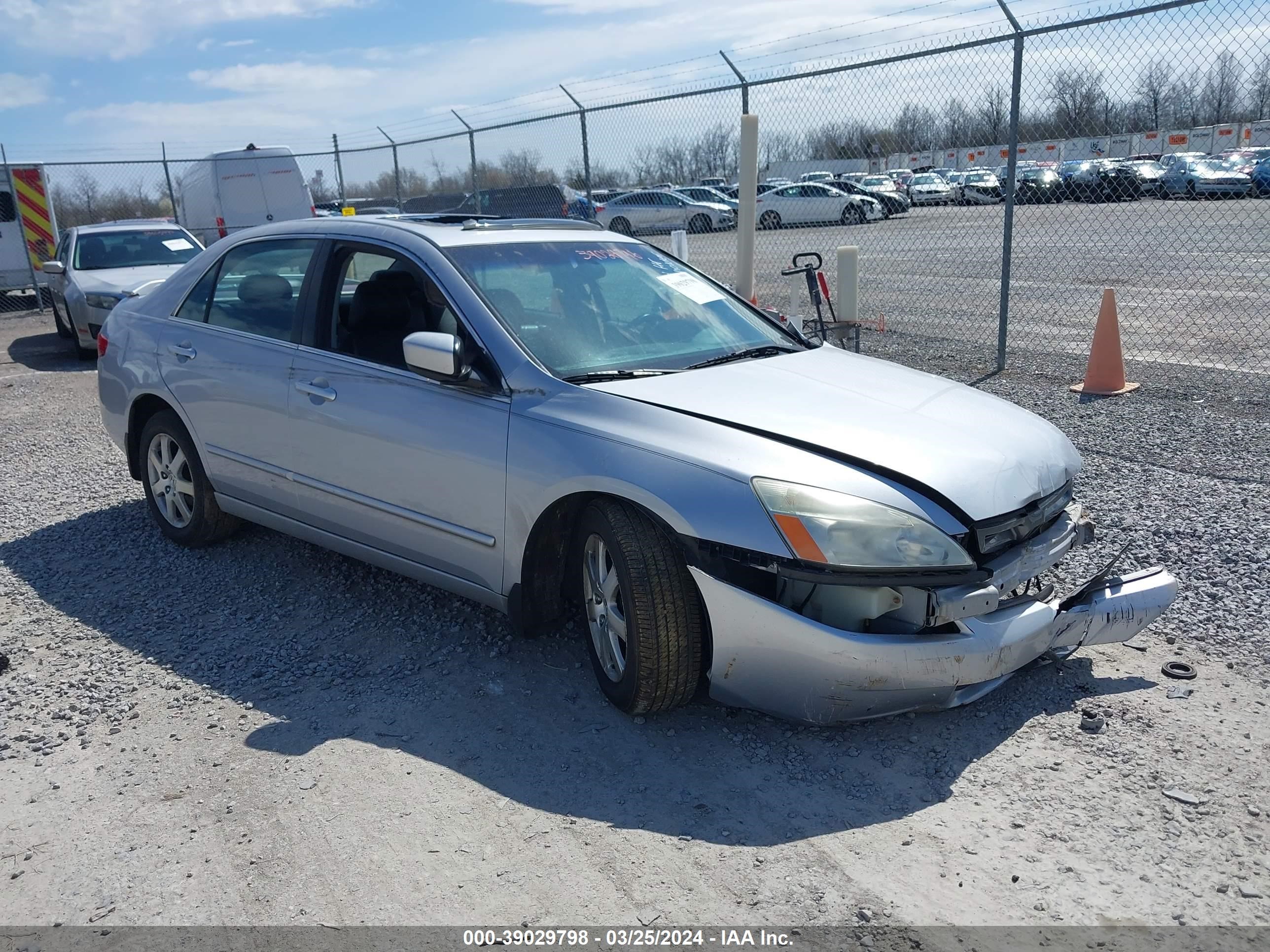 HONDA ACCORD 2005 1hgcm66555a050774