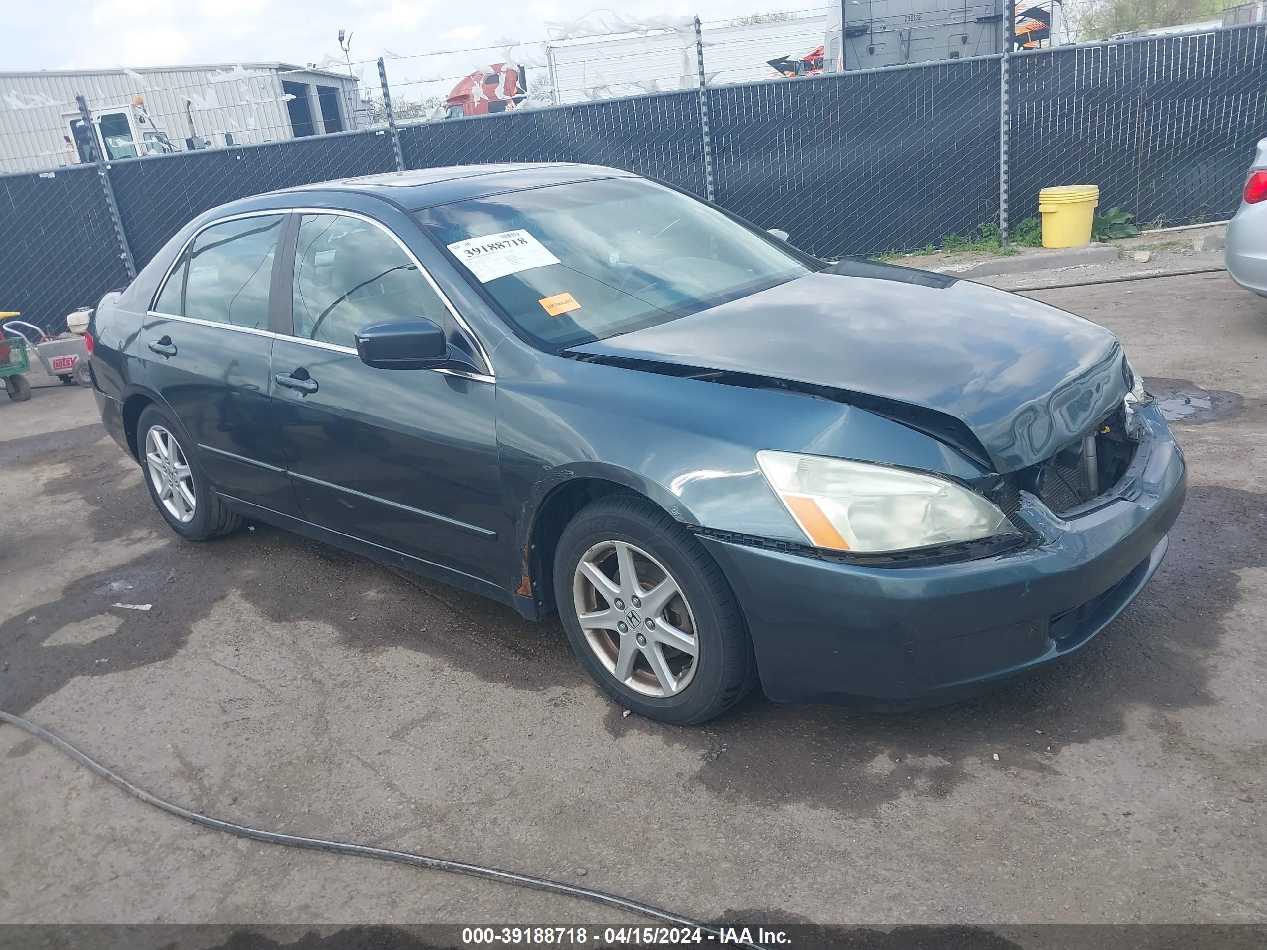 HONDA ACCORD 2004 1hgcm66564a037031