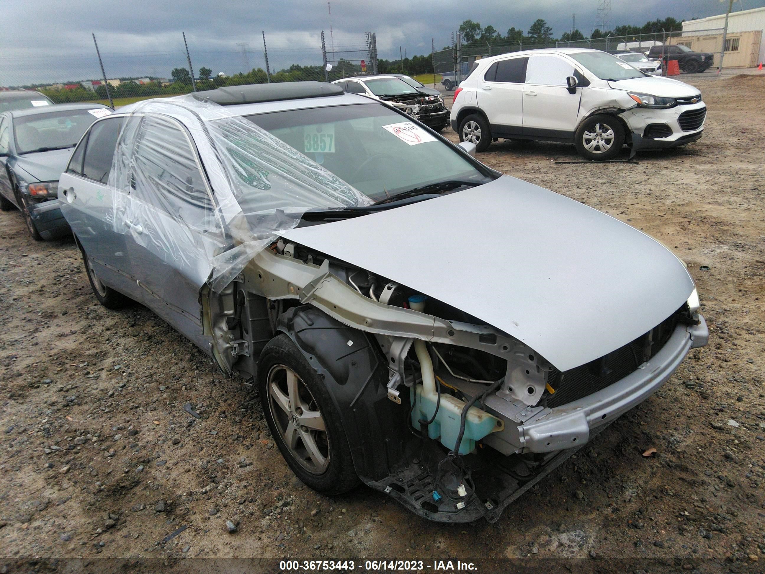 HONDA ACCORD 2004 1hgcm66574a057613