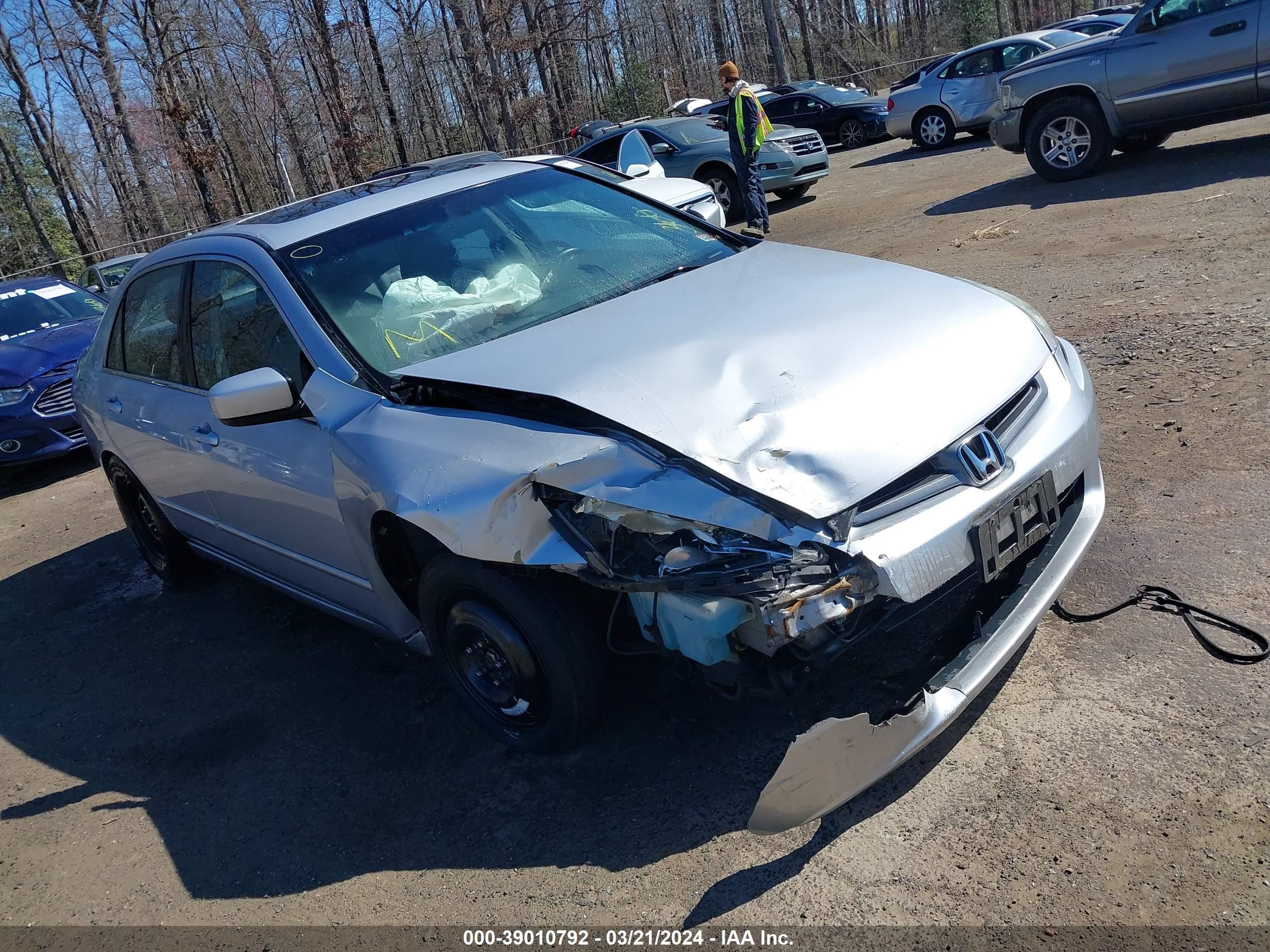 HONDA ACCORD 2004 1hgcm66574a072693