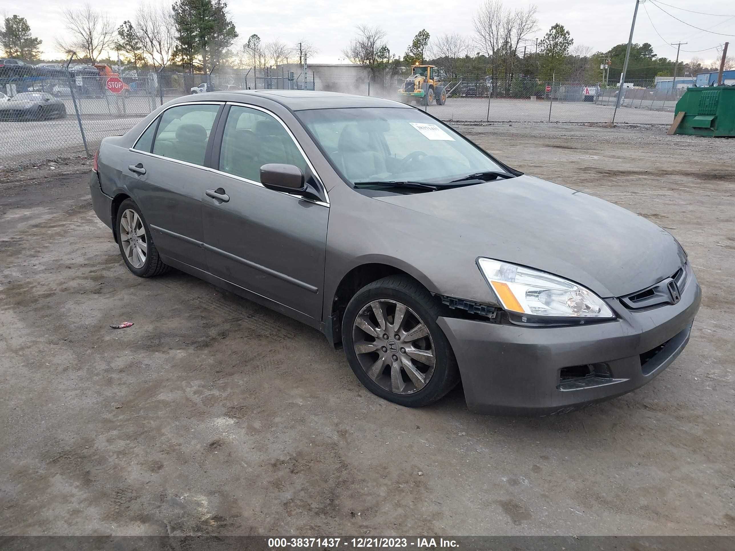 HONDA ACCORD 2007 1hgcm66877a003727