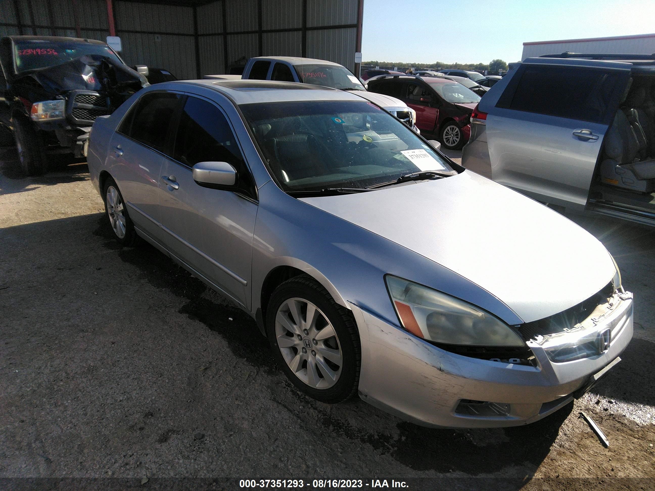 HONDA ACCORD 2007 1hgcm66877a010516