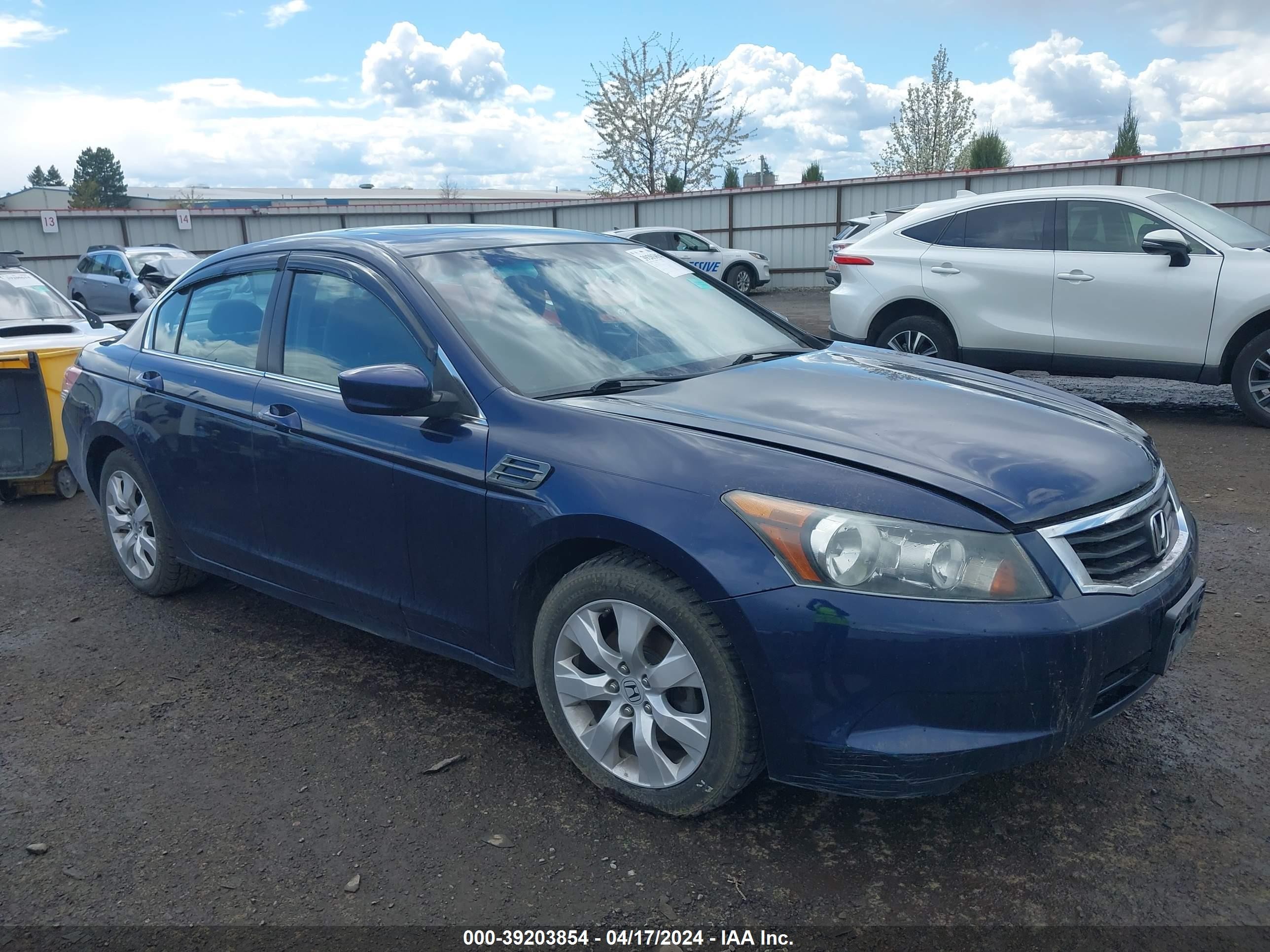 HONDA ACCORD 2008 1hgcp26728a033016