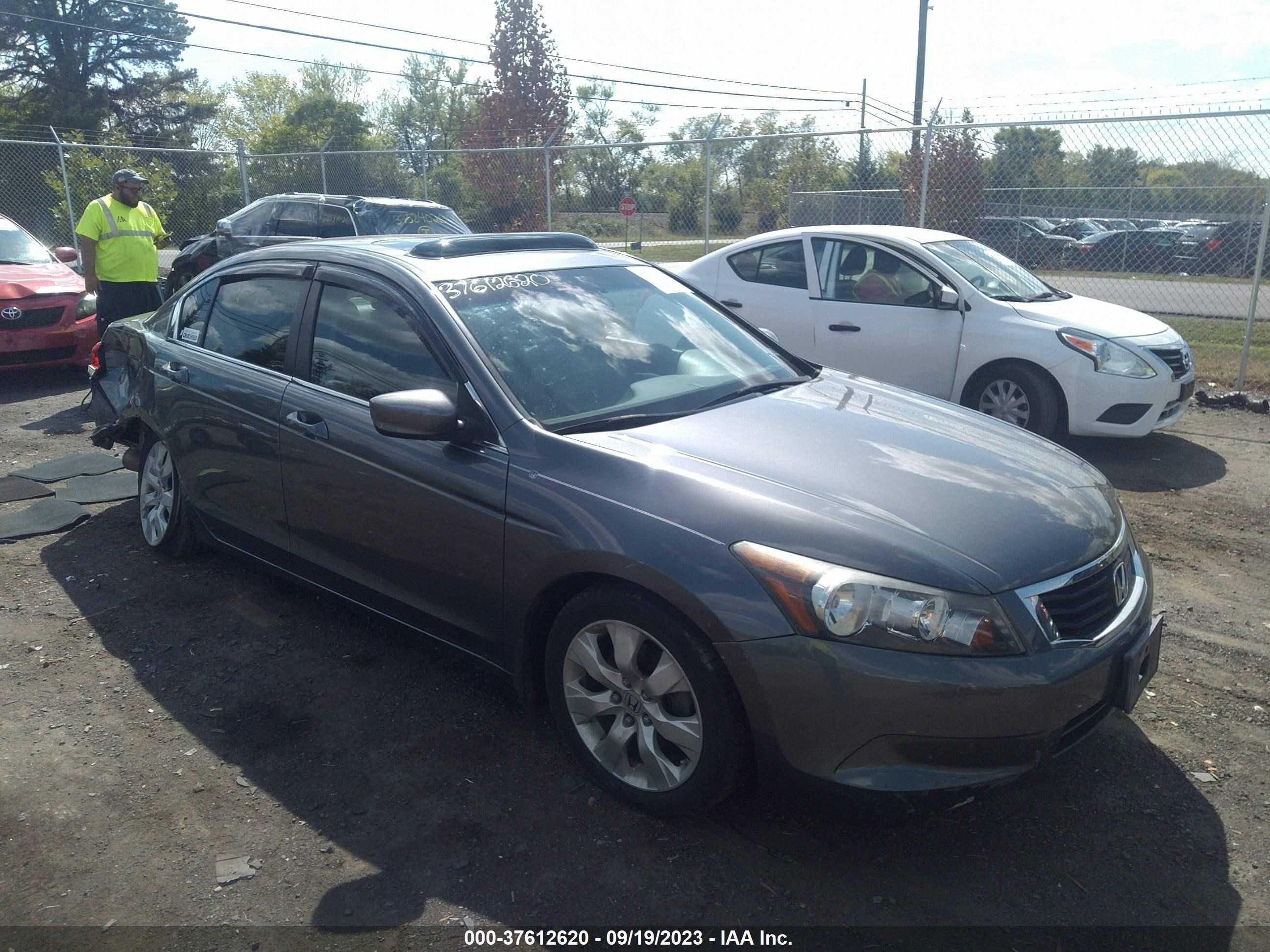 HONDA ACCORD 2008 1hgcp26758a146037