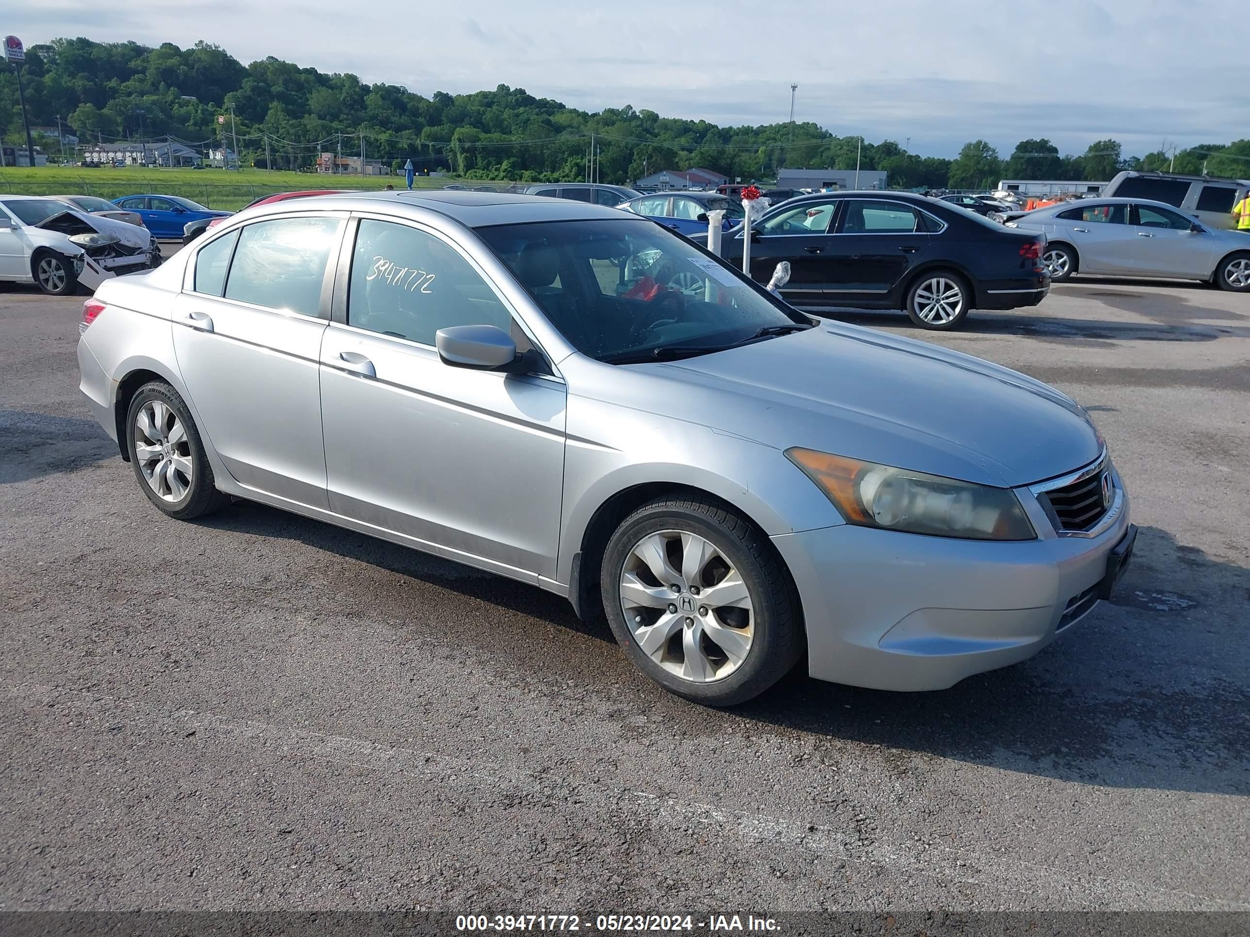 HONDA ACCORD 2008 1hgcp26818a011369