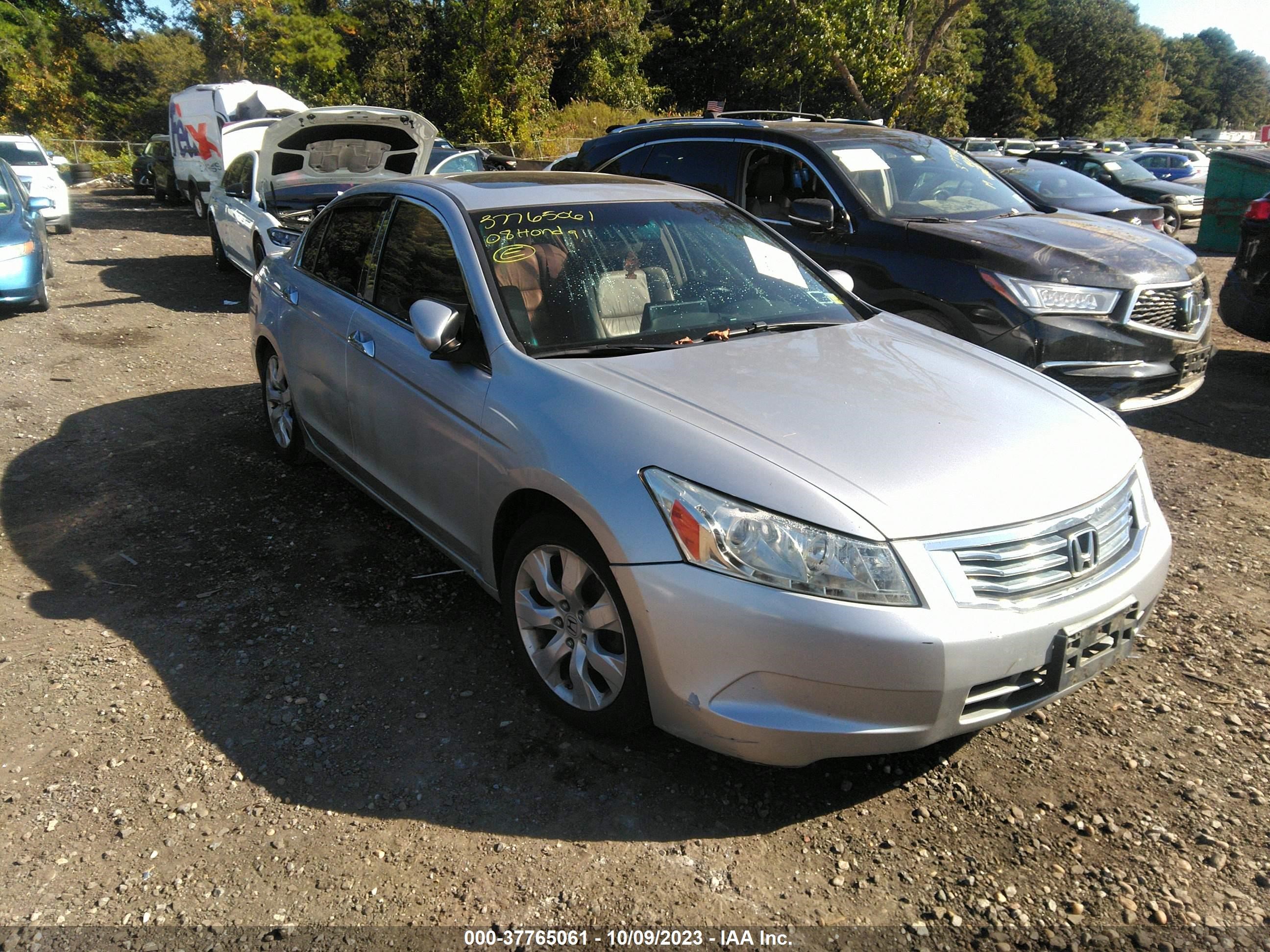 HONDA ACCORD 2008 1hgcp26838a015830