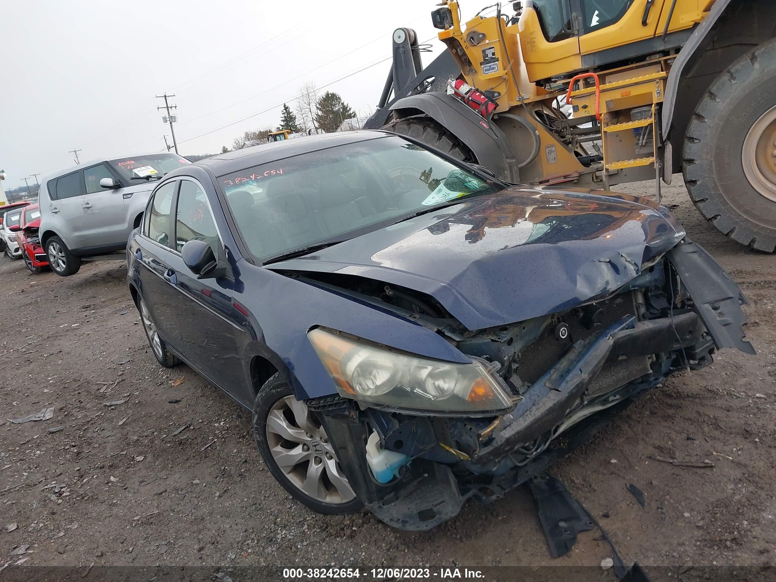 HONDA ACCORD 2008 1hgcp26868a092790