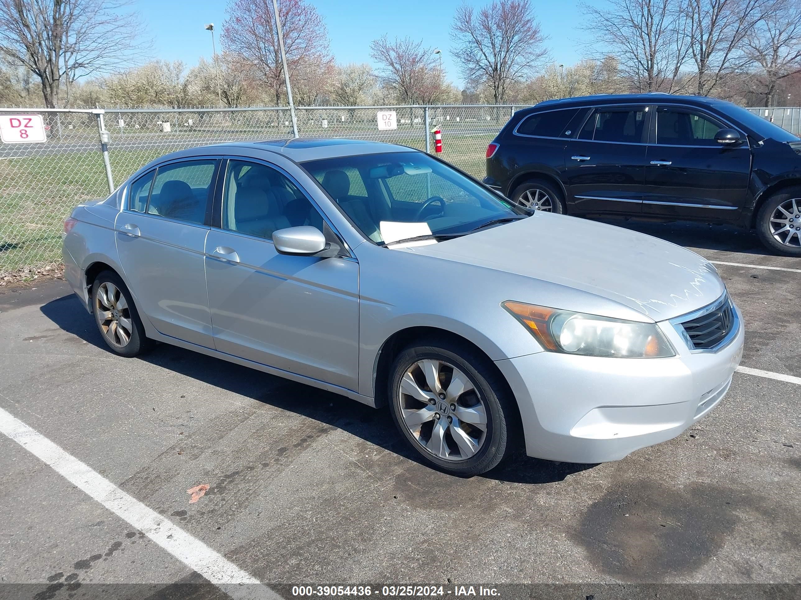 HONDA ACCORD 2008 1hgcp26888a122761