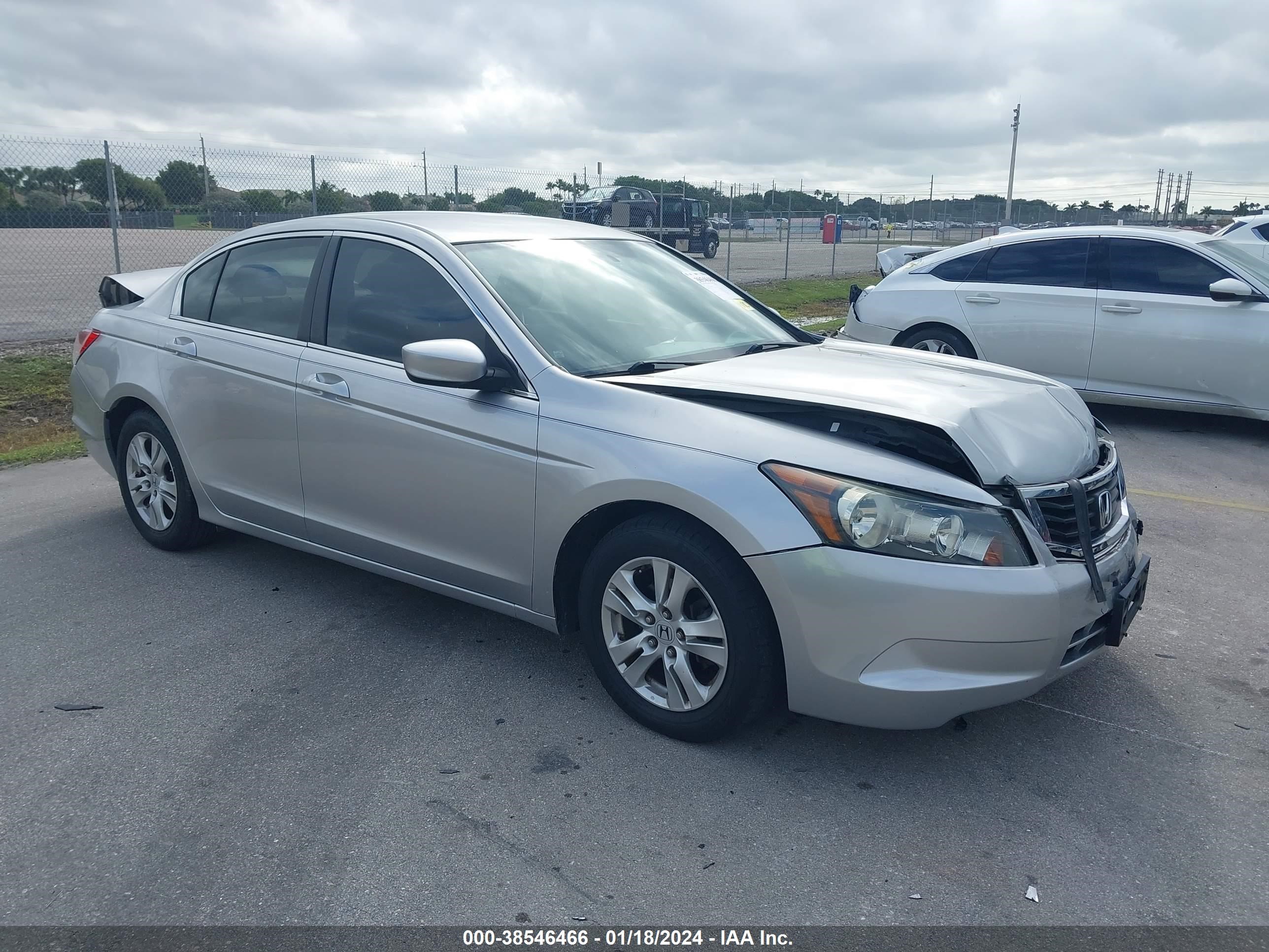 HONDA ACCORD 2010 1hgcp2f46aa189958