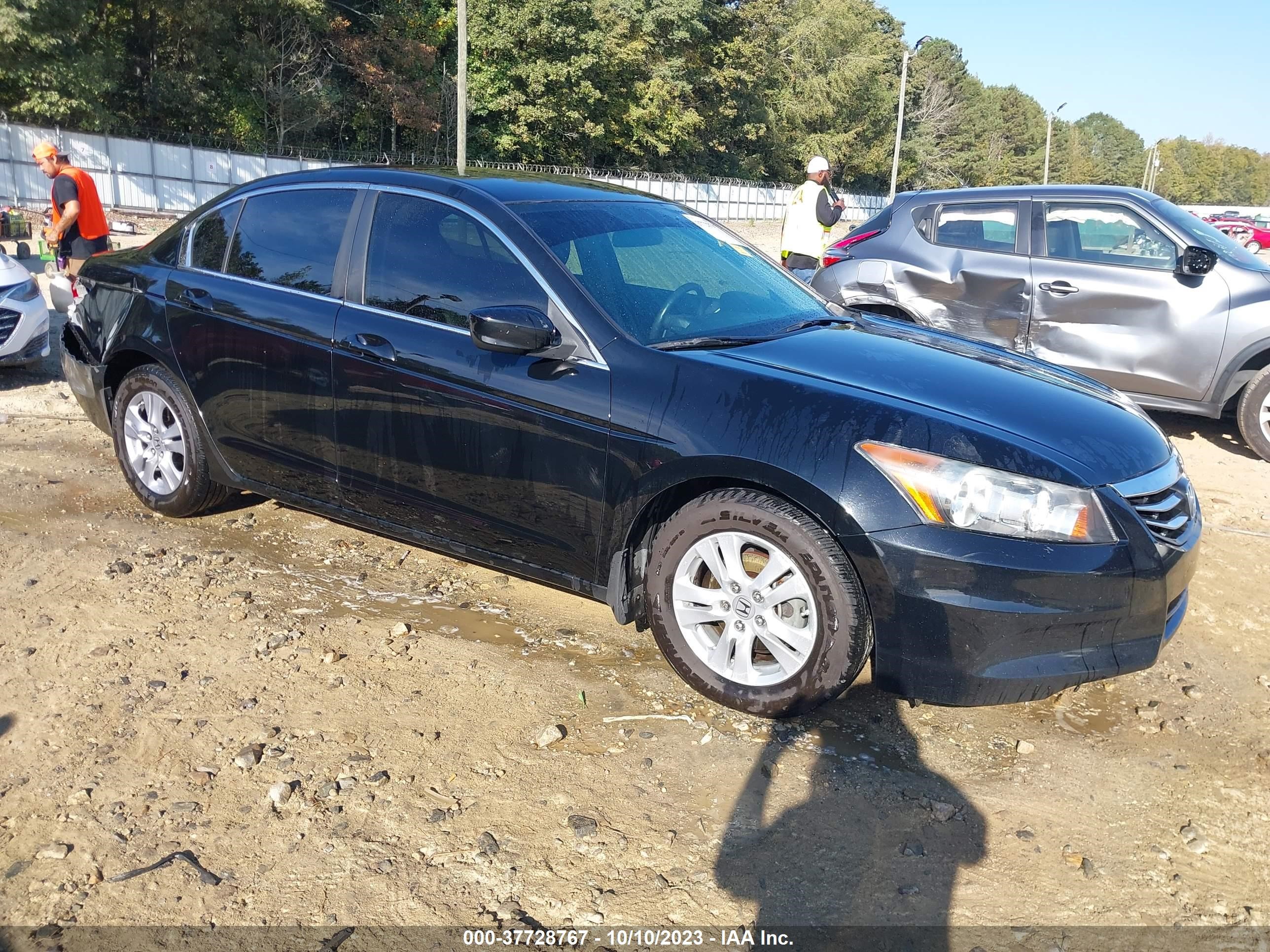 HONDA ACCORD 2011 1hgcp2f64ba132581