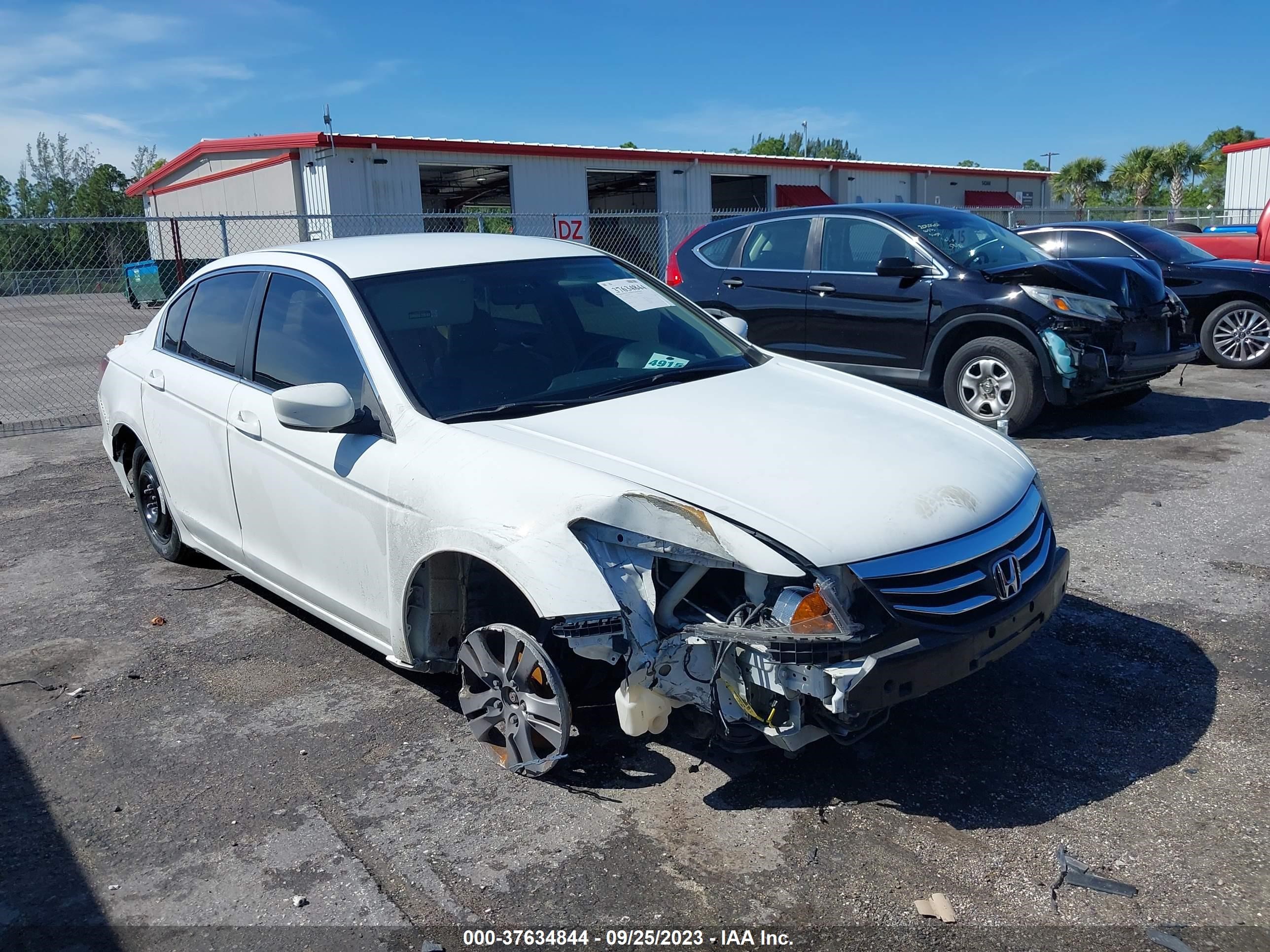 HONDA ACCORD 2011 1hgcp2f65ba127003