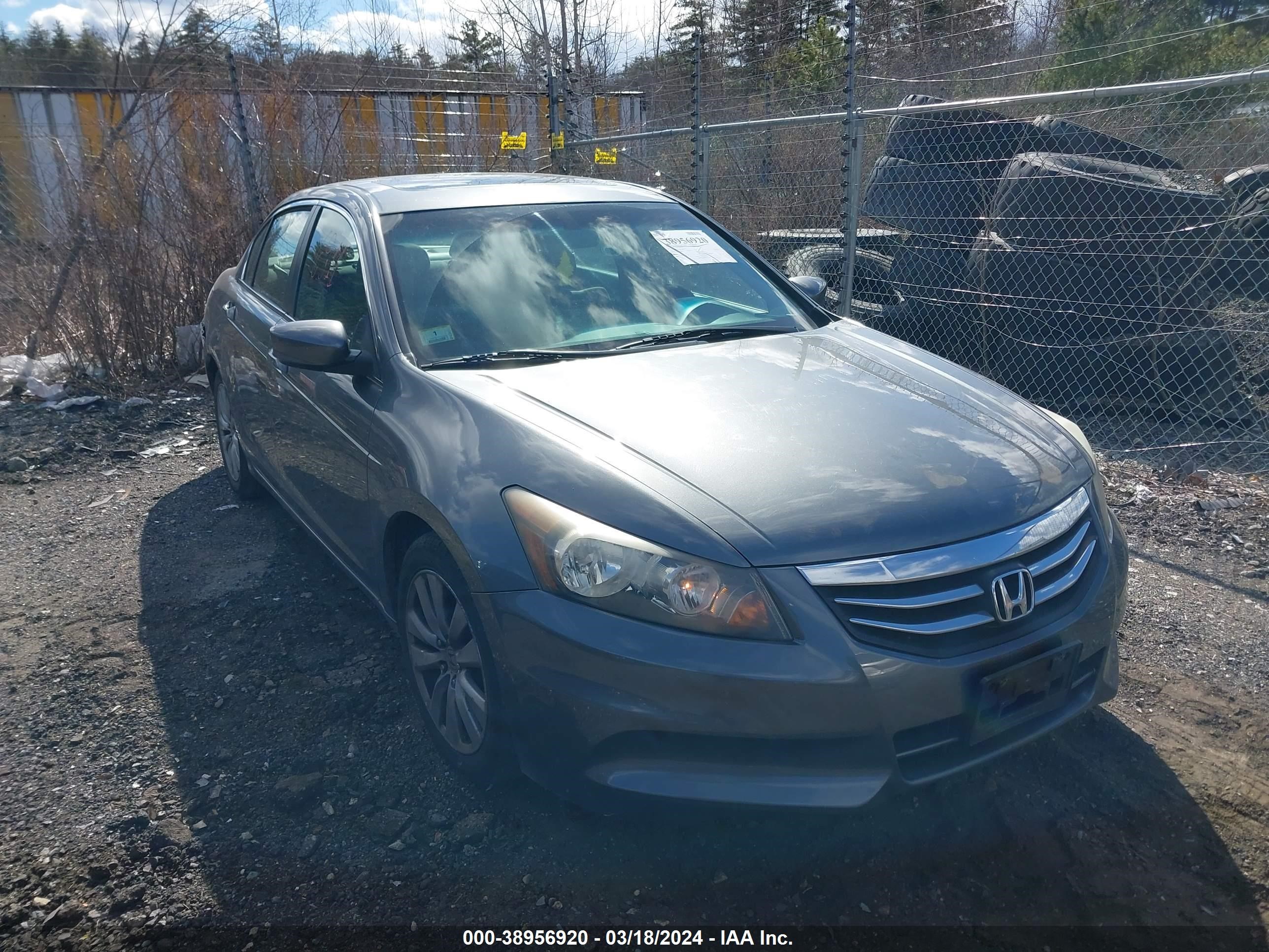 HONDA ACCORD 2011 1hgcp2f76ba088933