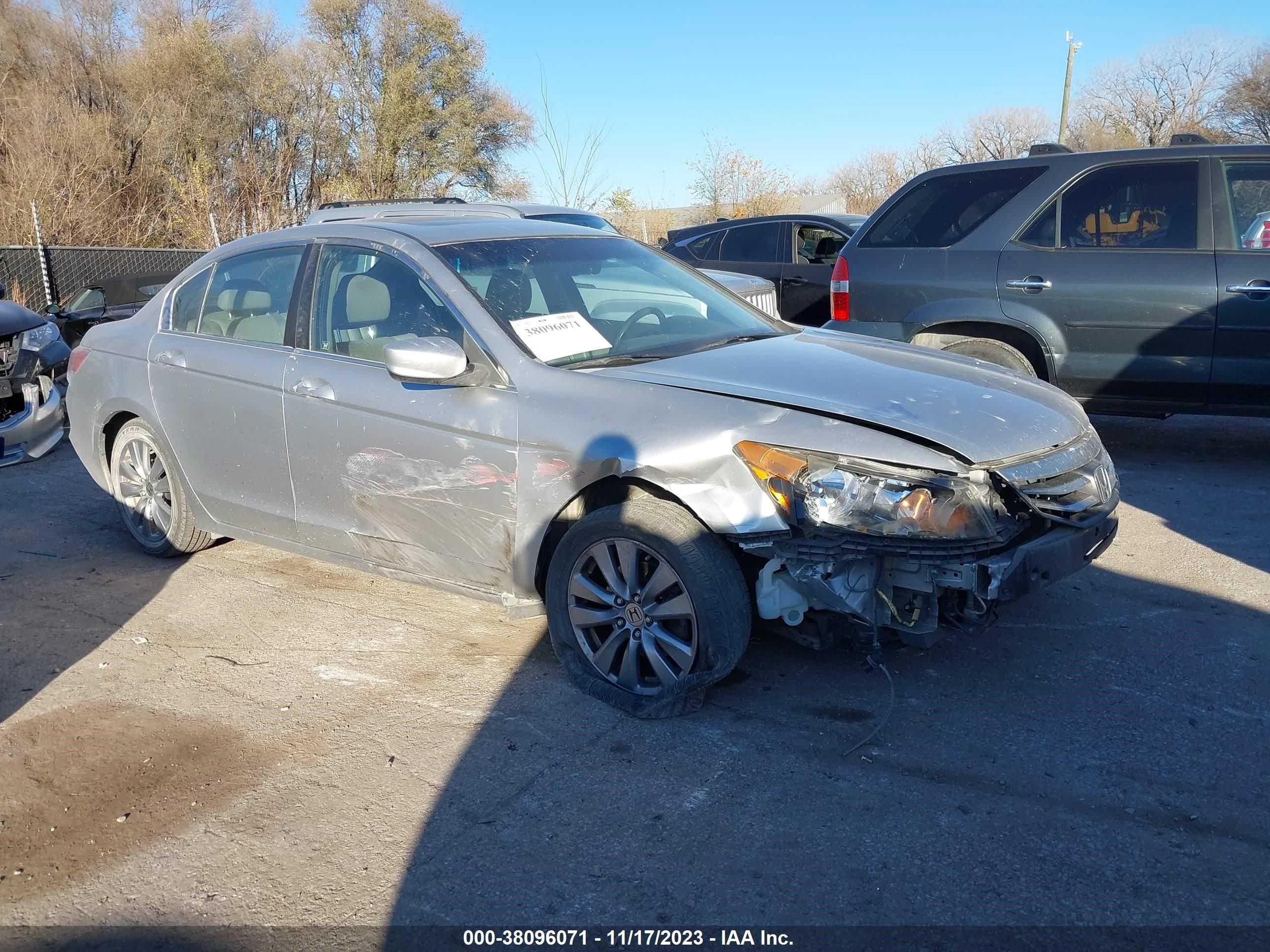 HONDA ACCORD 2011 1hgcp2f80ba104715