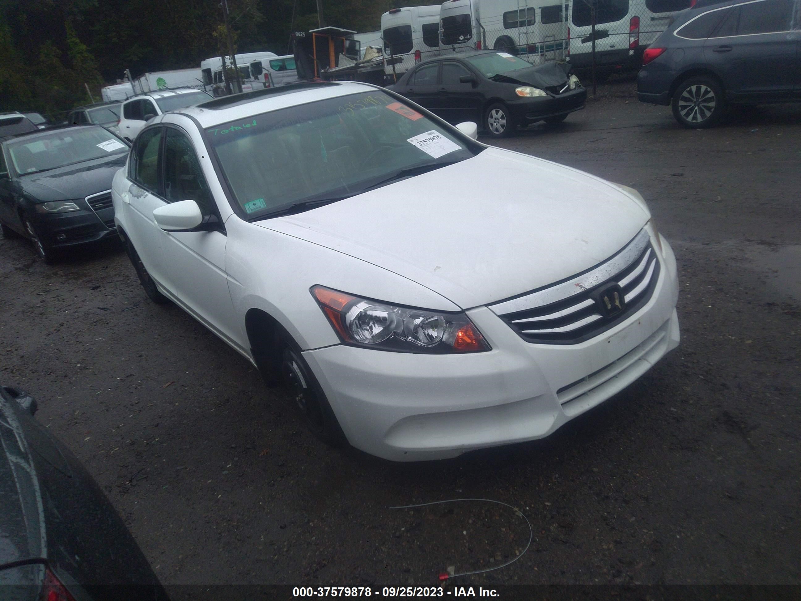 HONDA ACCORD 2011 1hgcp2f87ba095012