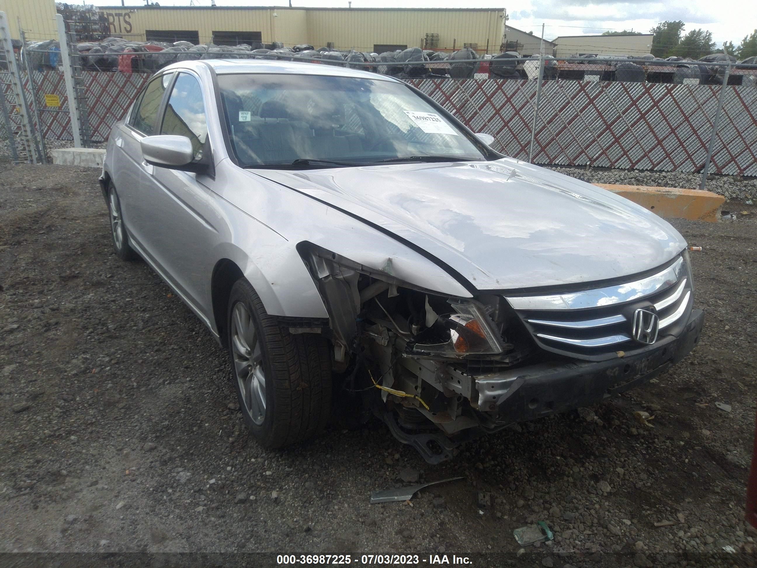 HONDA ACCORD 2012 1hgcp2f88ca032826