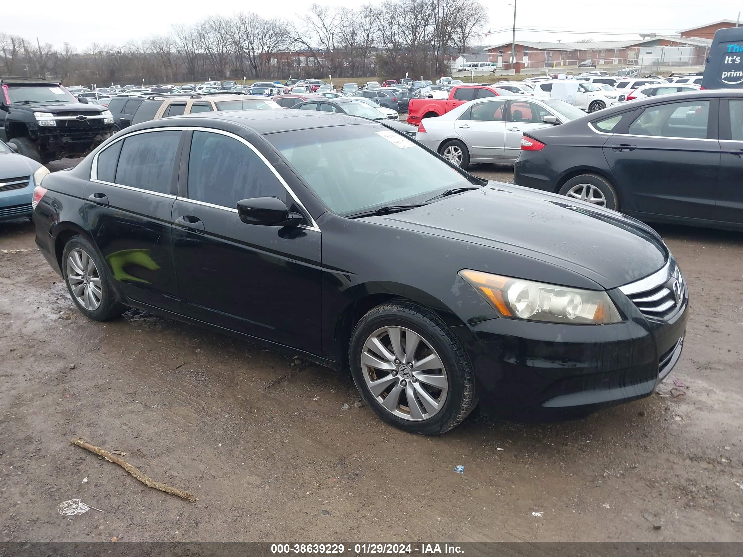 HONDA ACCORD 2011 1hgcp2f8xba138144