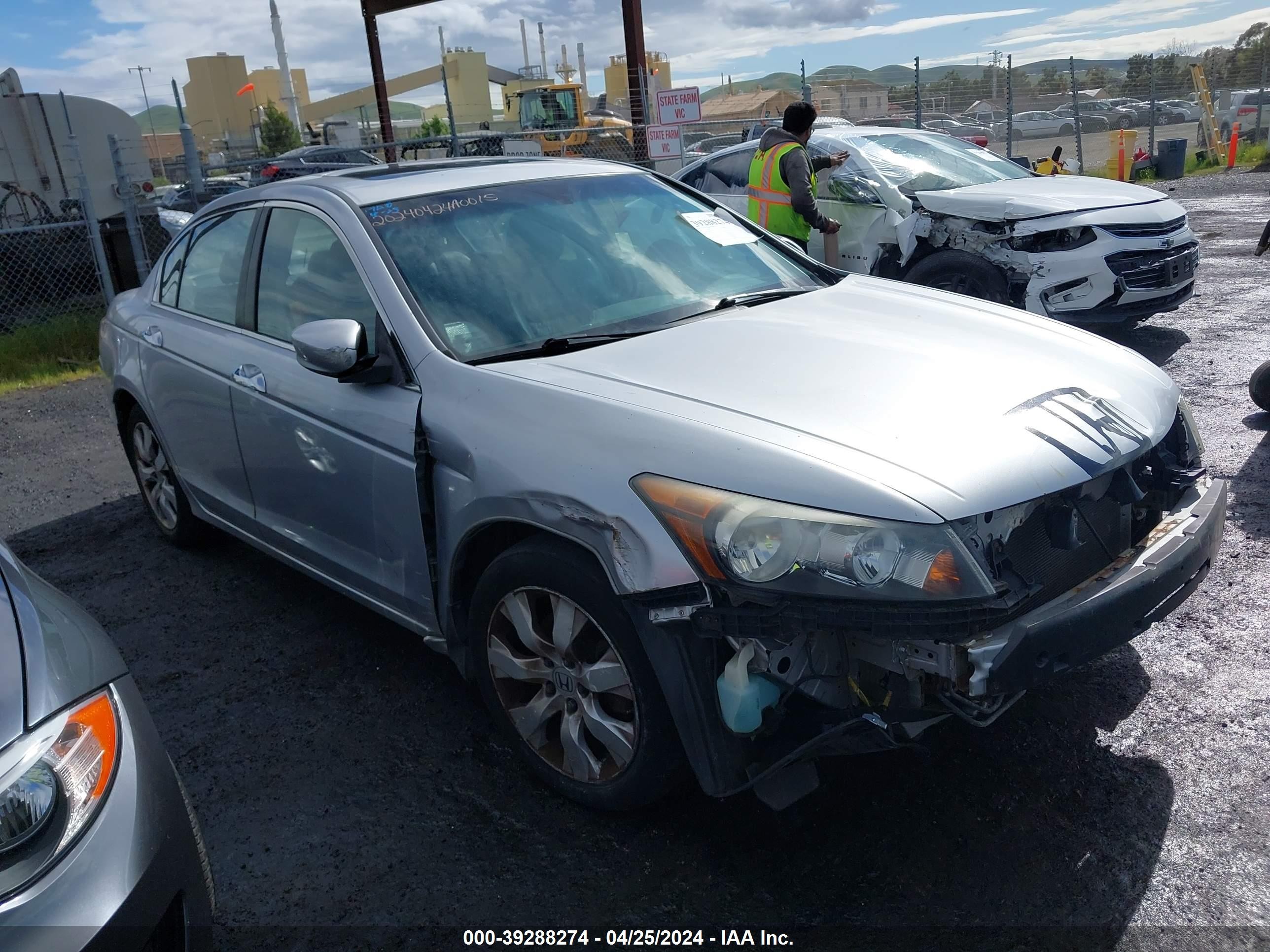 HONDA ACCORD 2008 1hgcp36848a035736