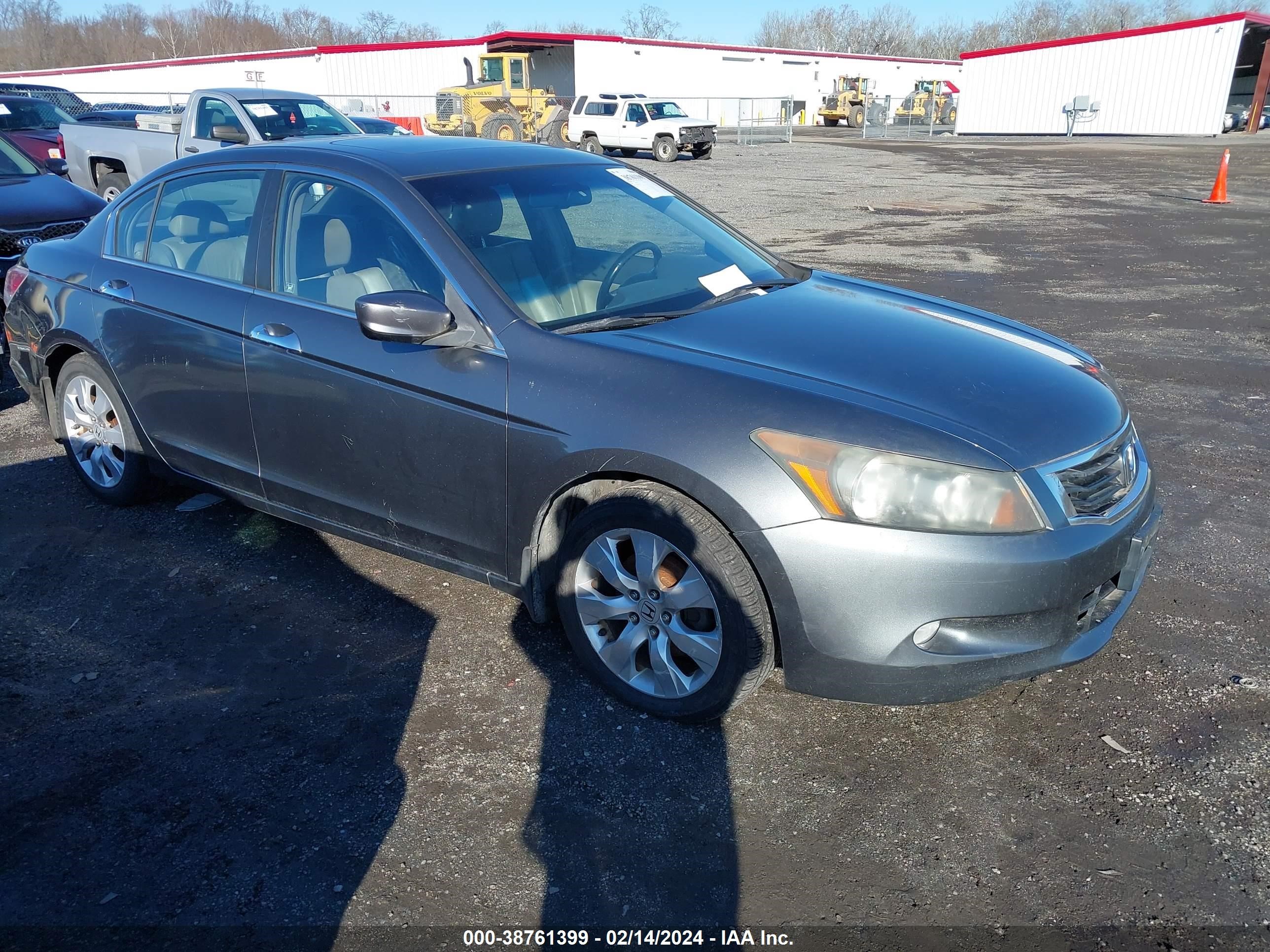 HONDA ACCORD 2009 1hgcp36849a040095