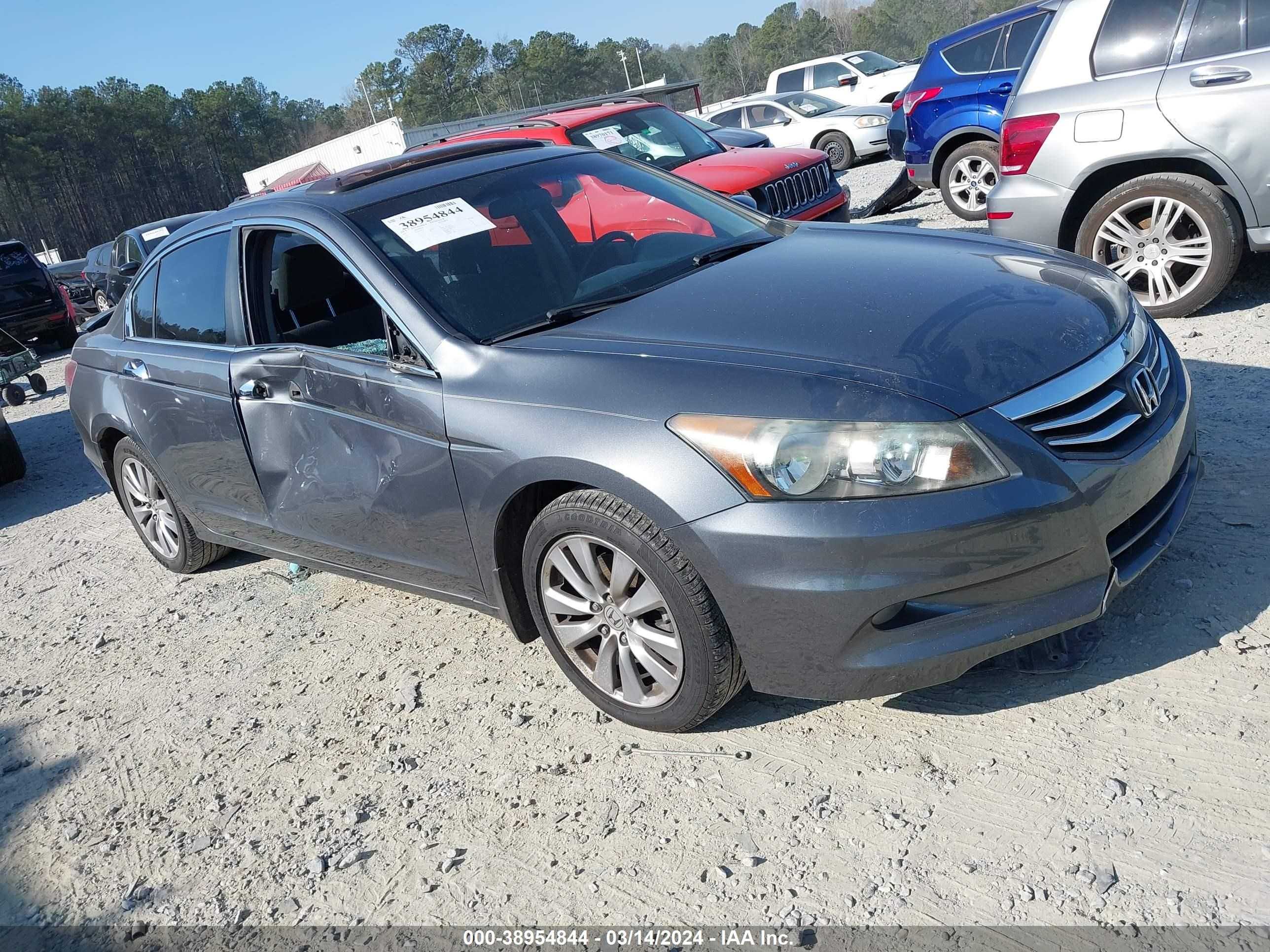 HONDA ACCORD 2012 1hgcp3f73ca003330