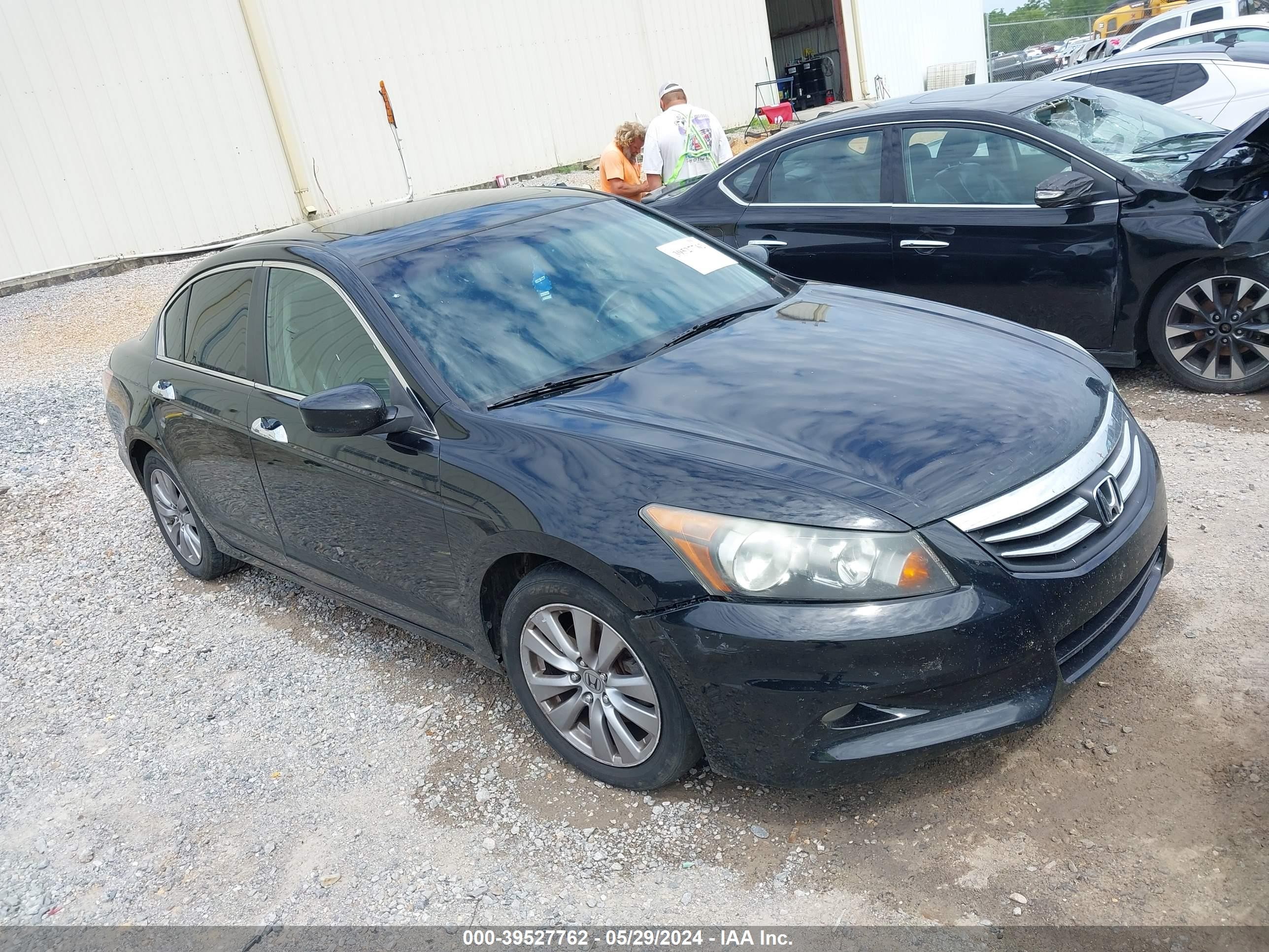 HONDA ACCORD 2012 1hgcp3f80ca000233