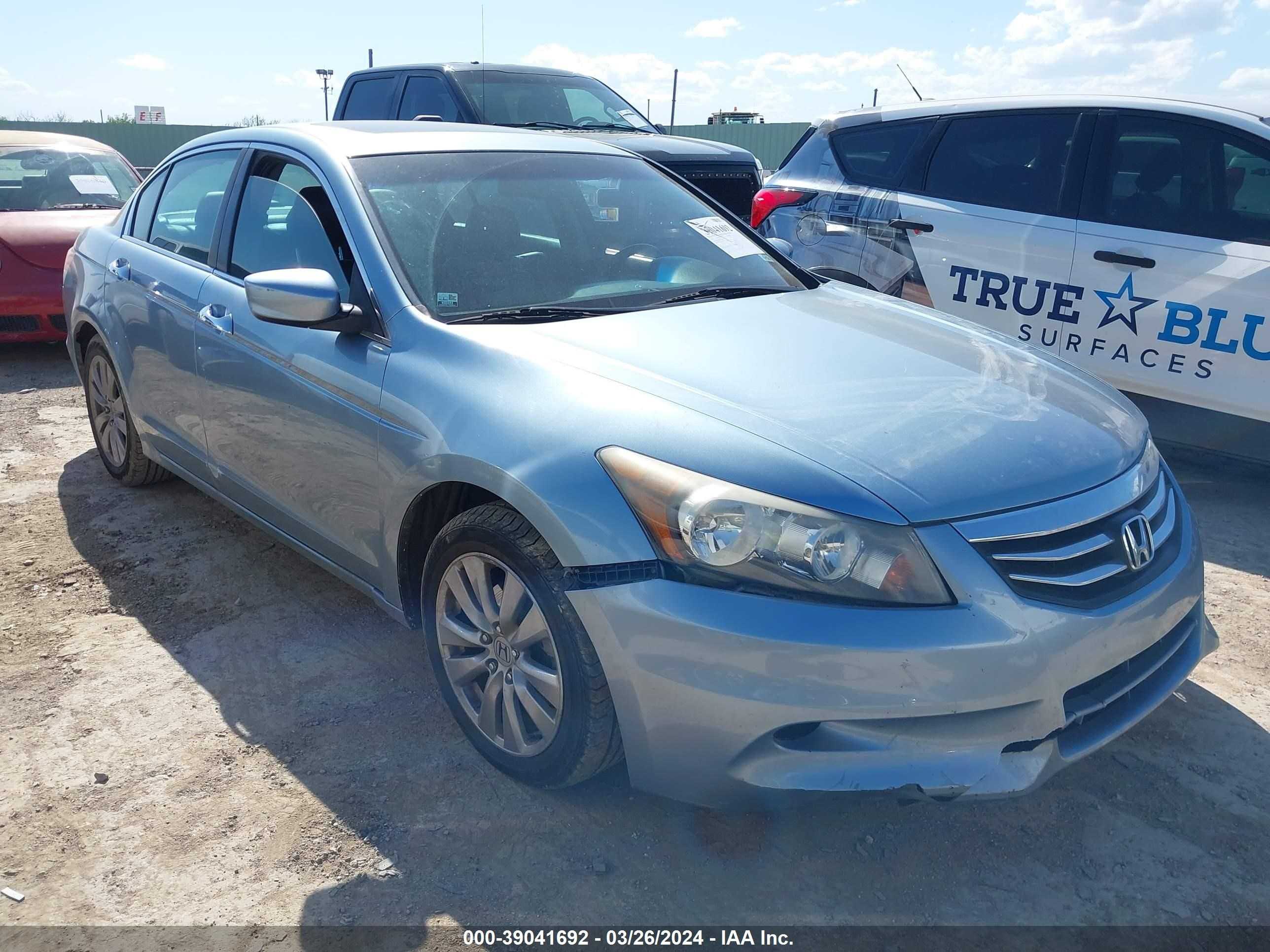 HONDA ACCORD 2012 1hgcp3f80ca023303