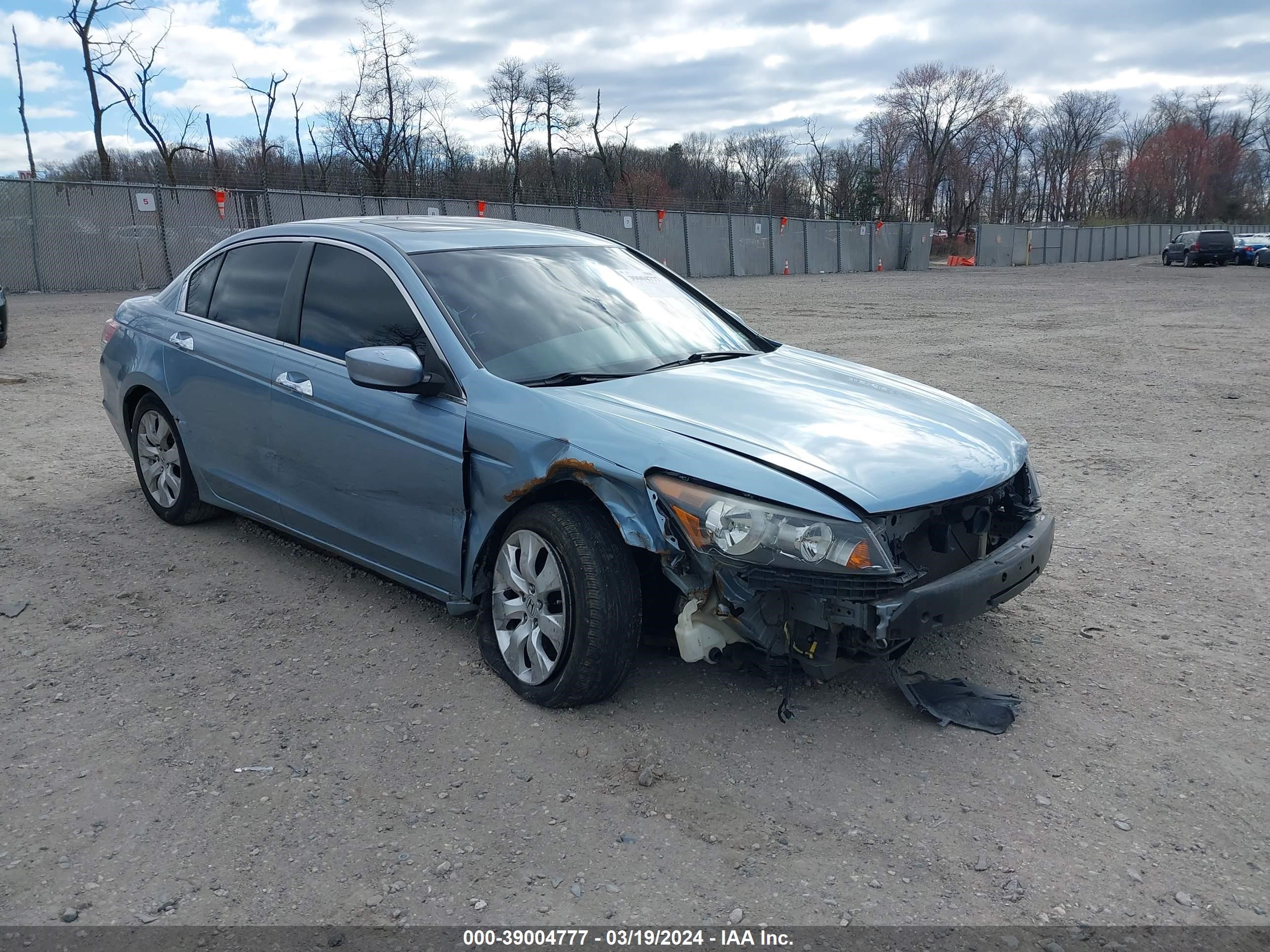 HONDA ACCORD 2011 1hgcp3f81ba032073