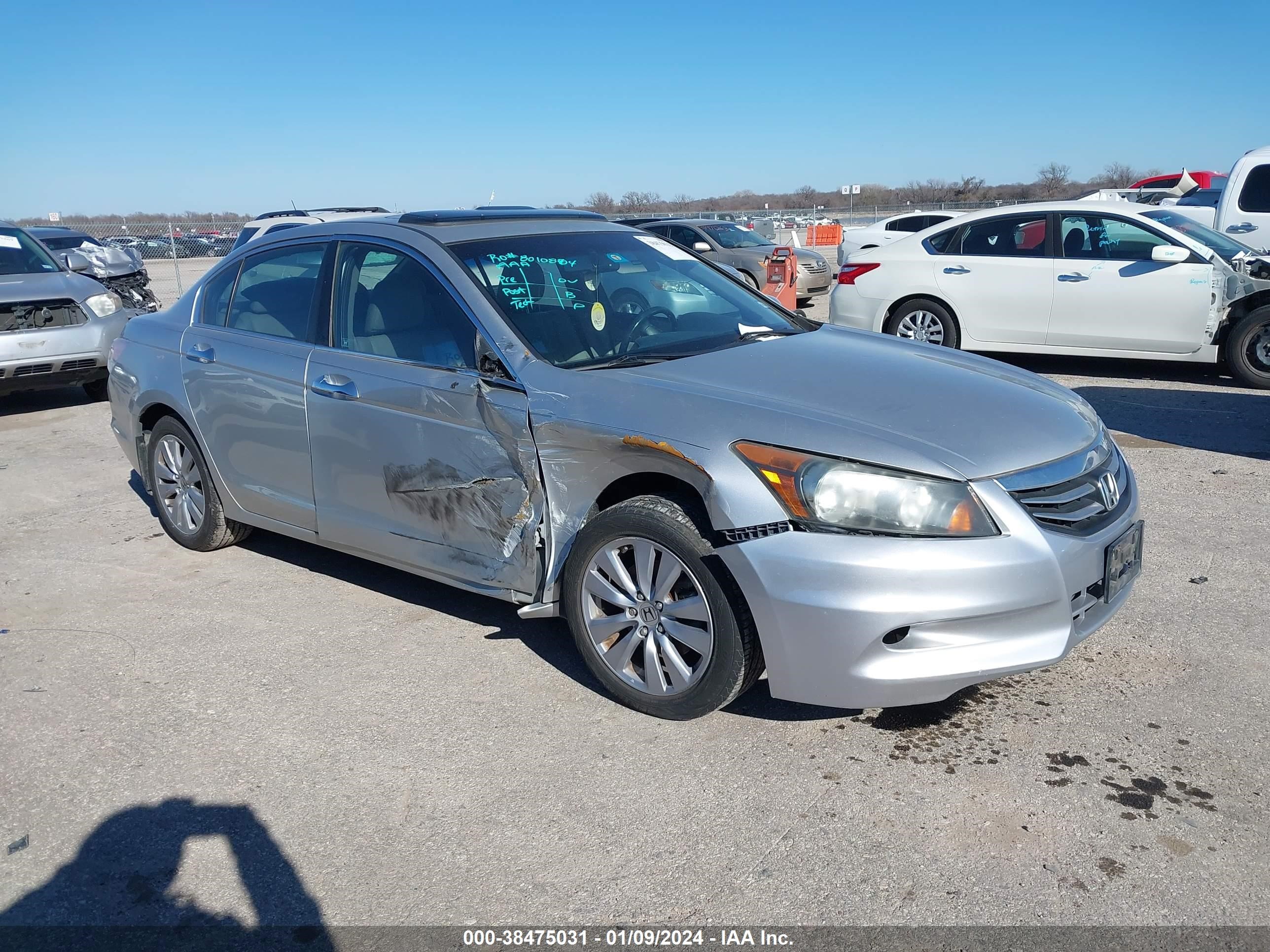 HONDA ACCORD 2011 1hgcp3f83ba016568