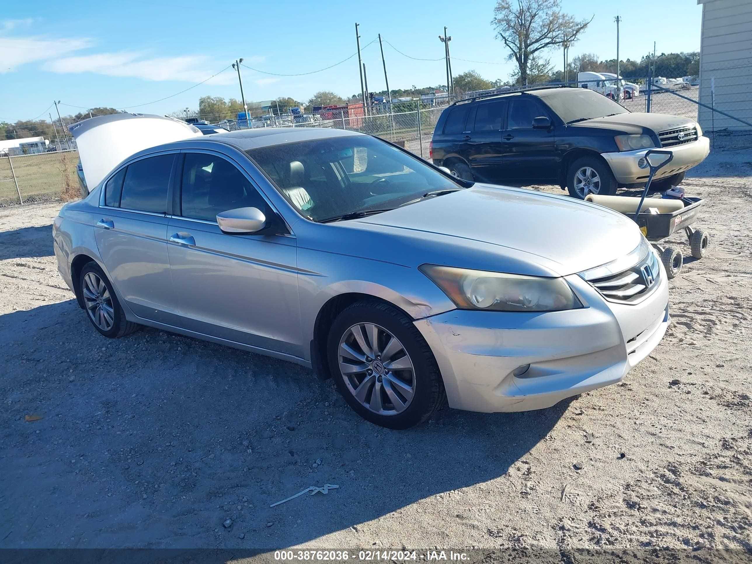 HONDA ACCORD 2012 1hgcp3f84ca028505