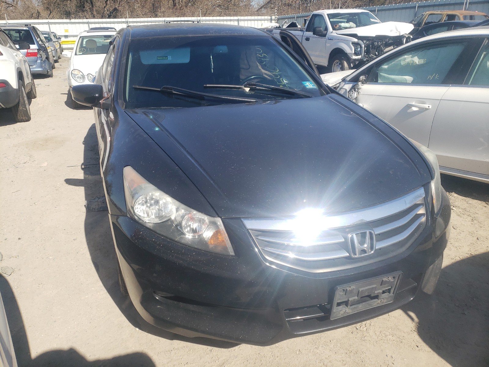 HONDA ACCORD EXL 2011 1hgcp3f87ba014595