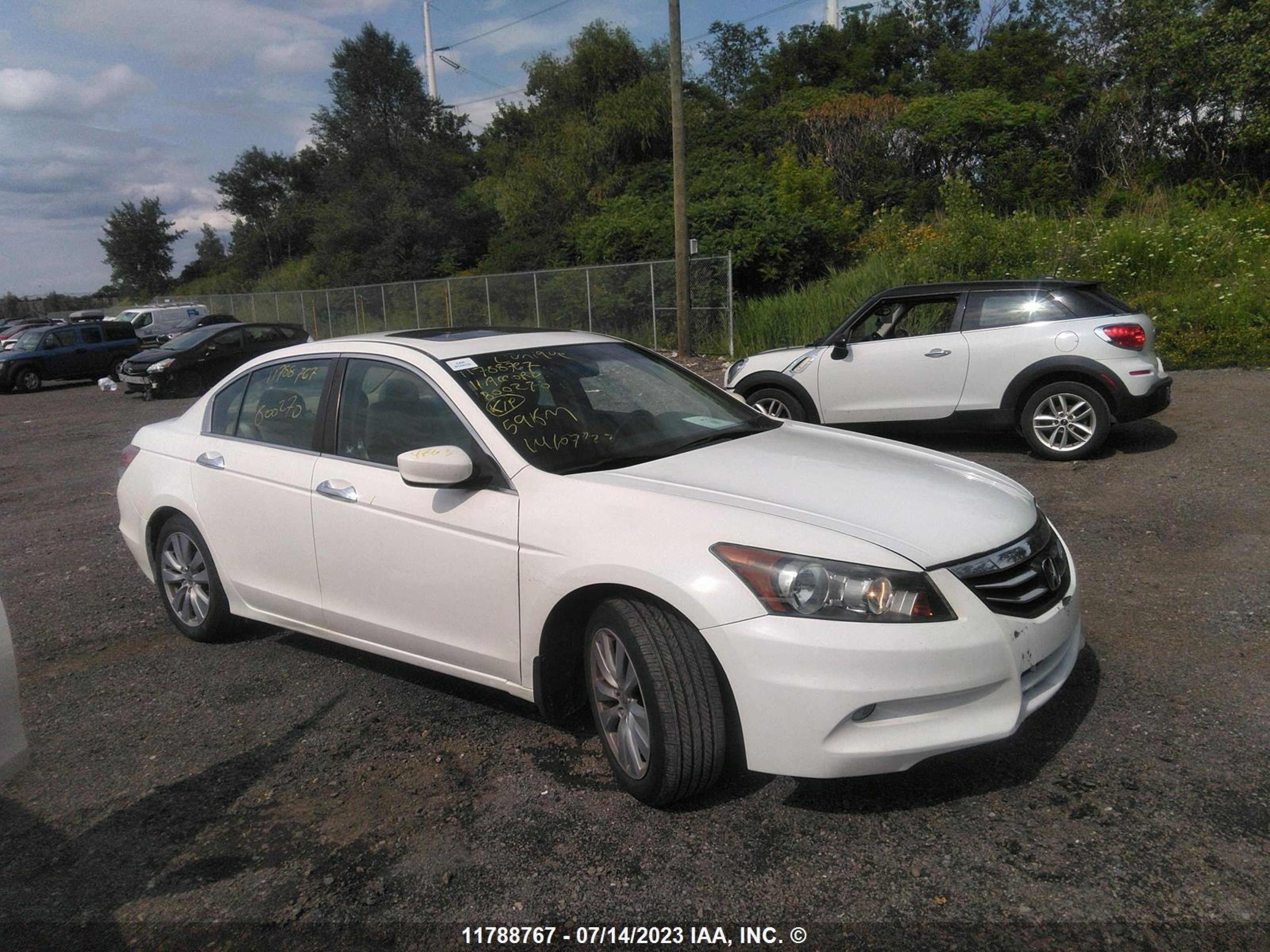 HONDA ACCORD 2011 1hgcp3f89ba800270