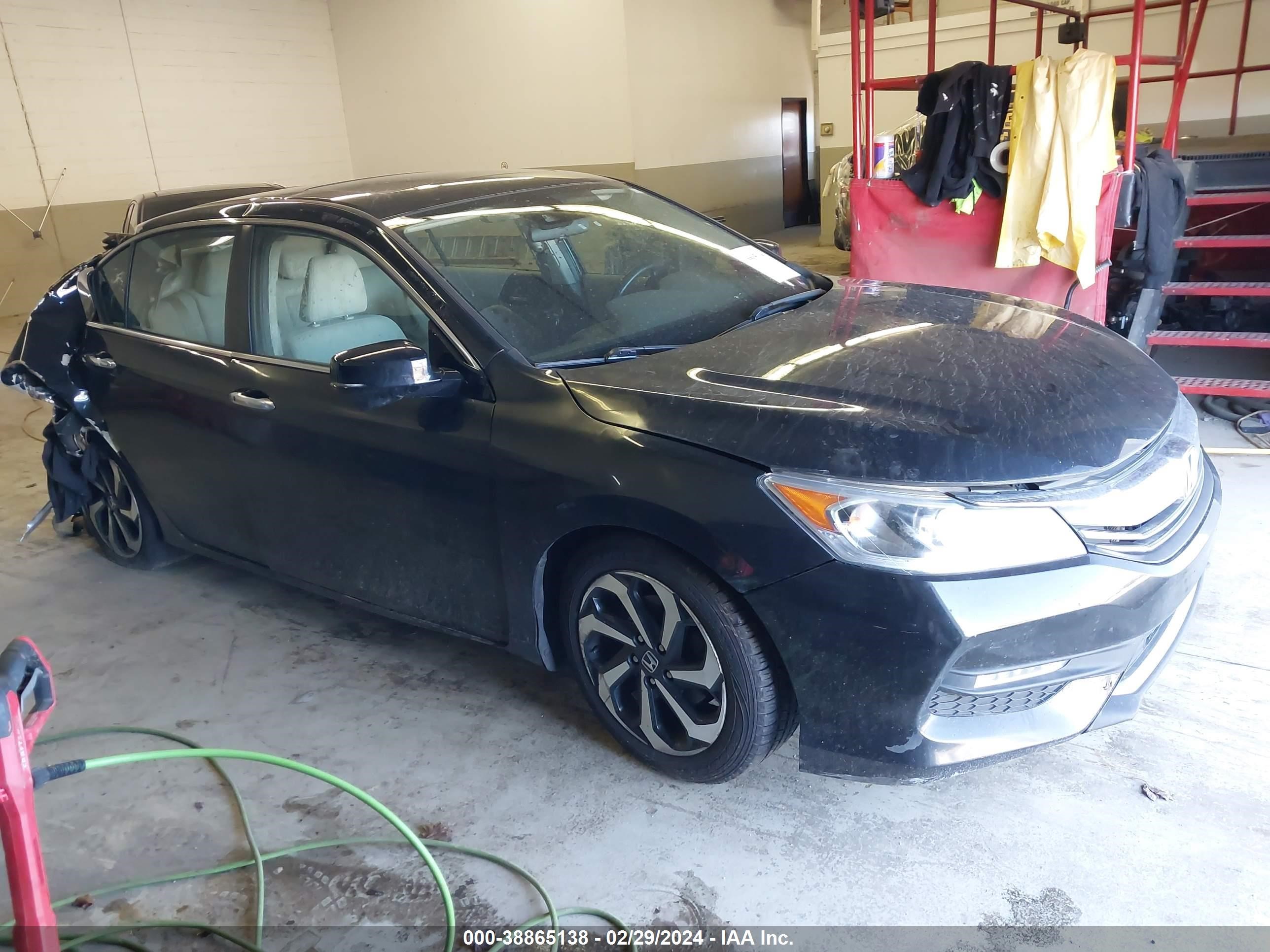 HONDA ACCORD 2016 1hgcr2f04ga084304