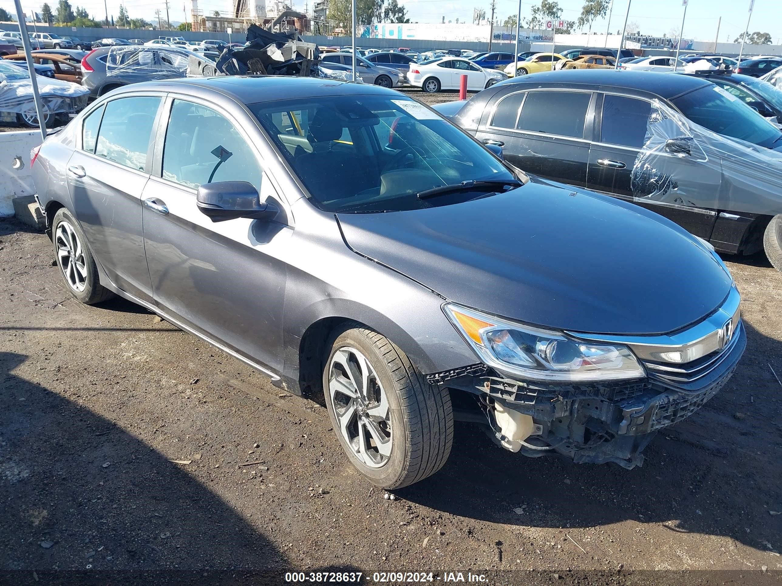 HONDA ACCORD 2016 1hgcr2f06ga207407